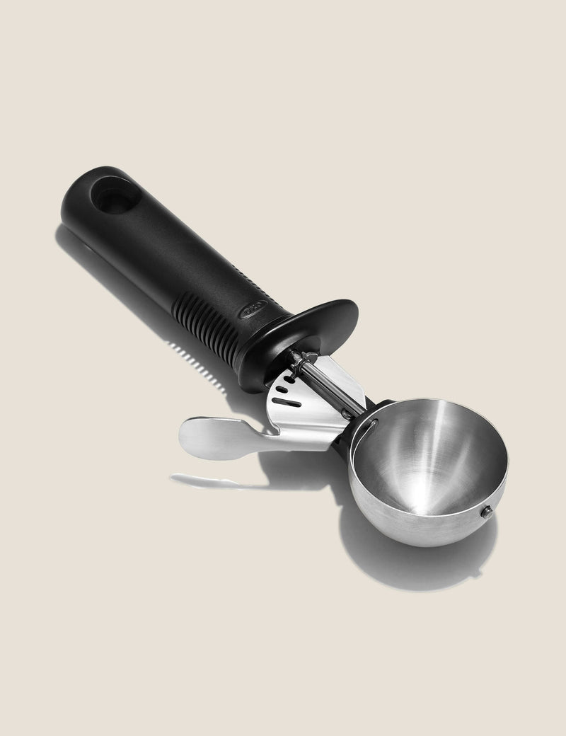 Good Grips Classic ice cream scoop, UK version