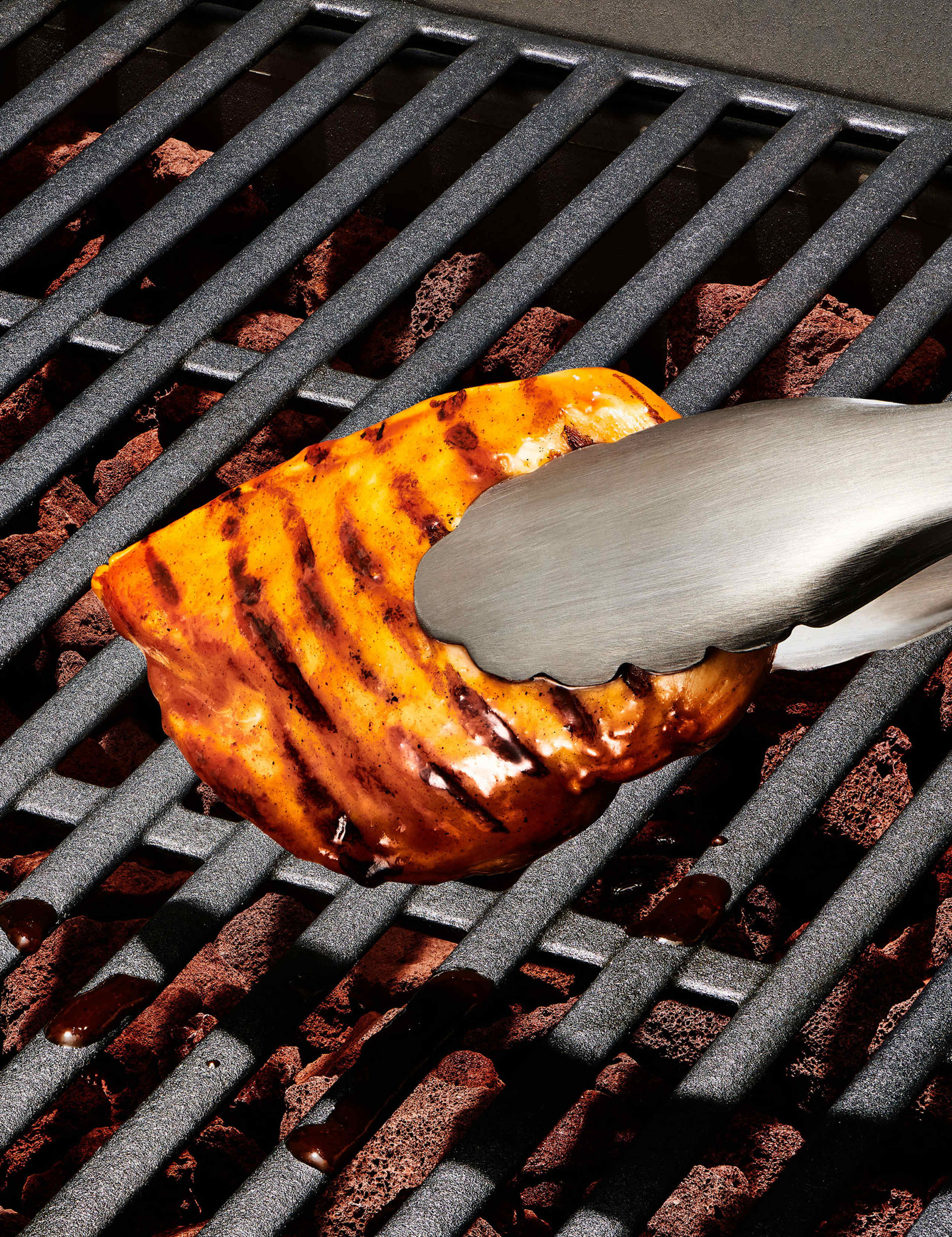 Good Grips grilling turner and tongs set, UK version