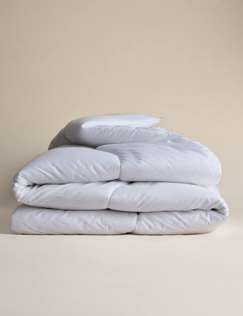 Guest Essentials 7.5 Tog Duvet, UK version