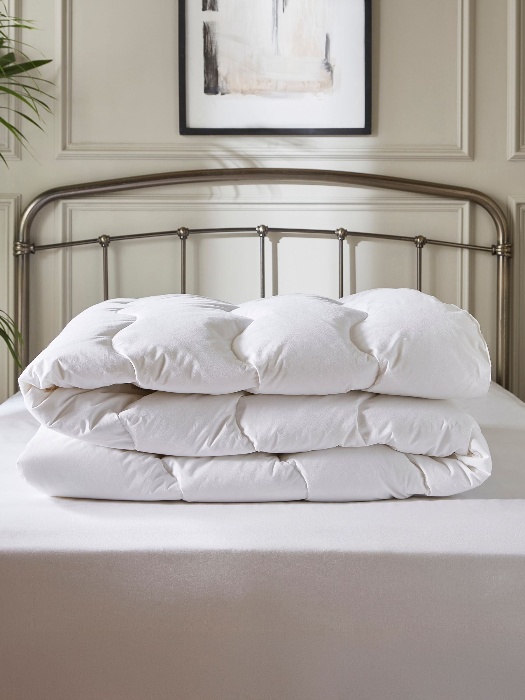 Hotel Pure Luxury Premium Suite 10.5 Tog duvet, imported from the UK