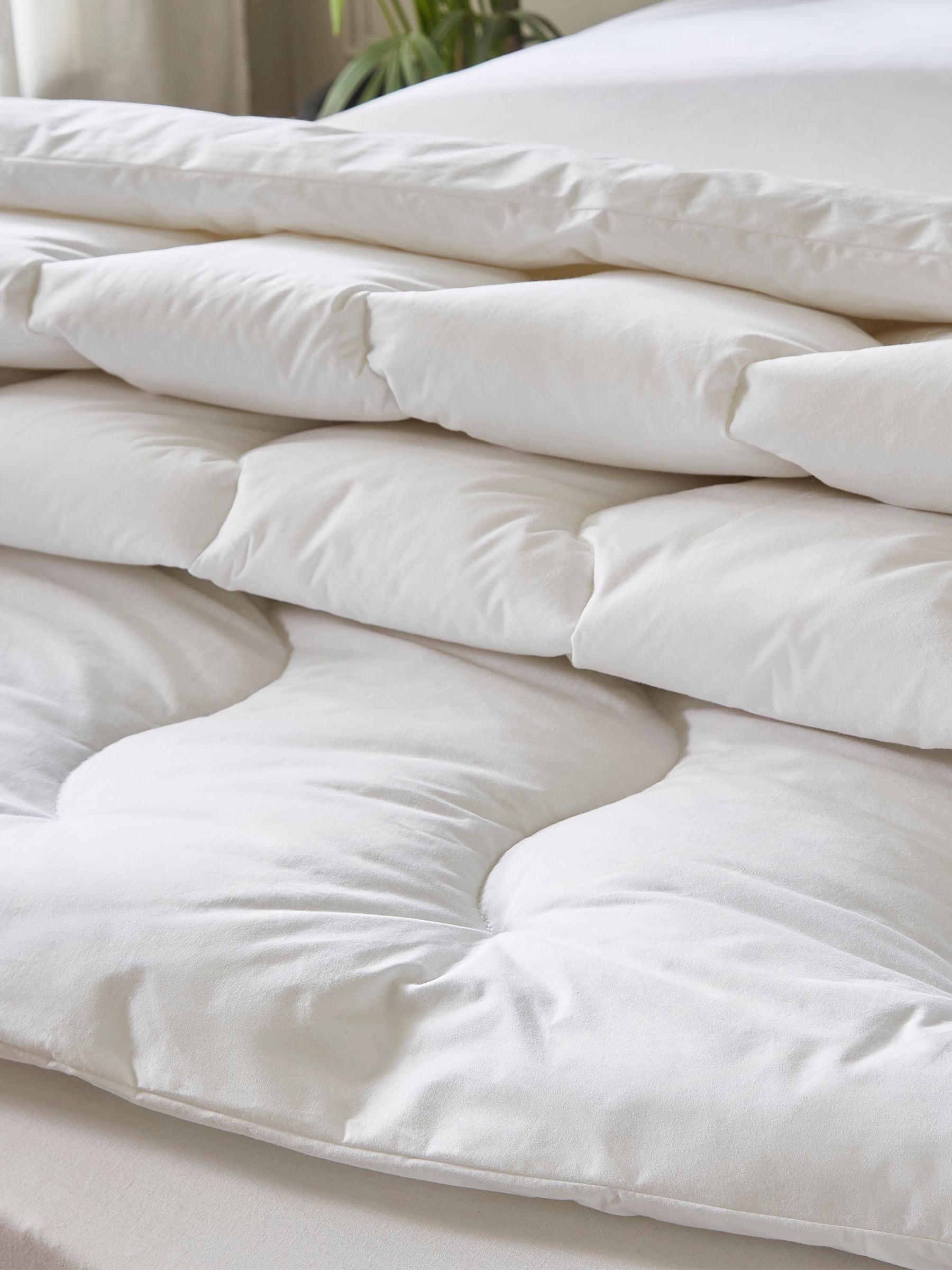 Hotel Pure Luxury Premium Suite 10.5 Tog duvet, imported from the UK