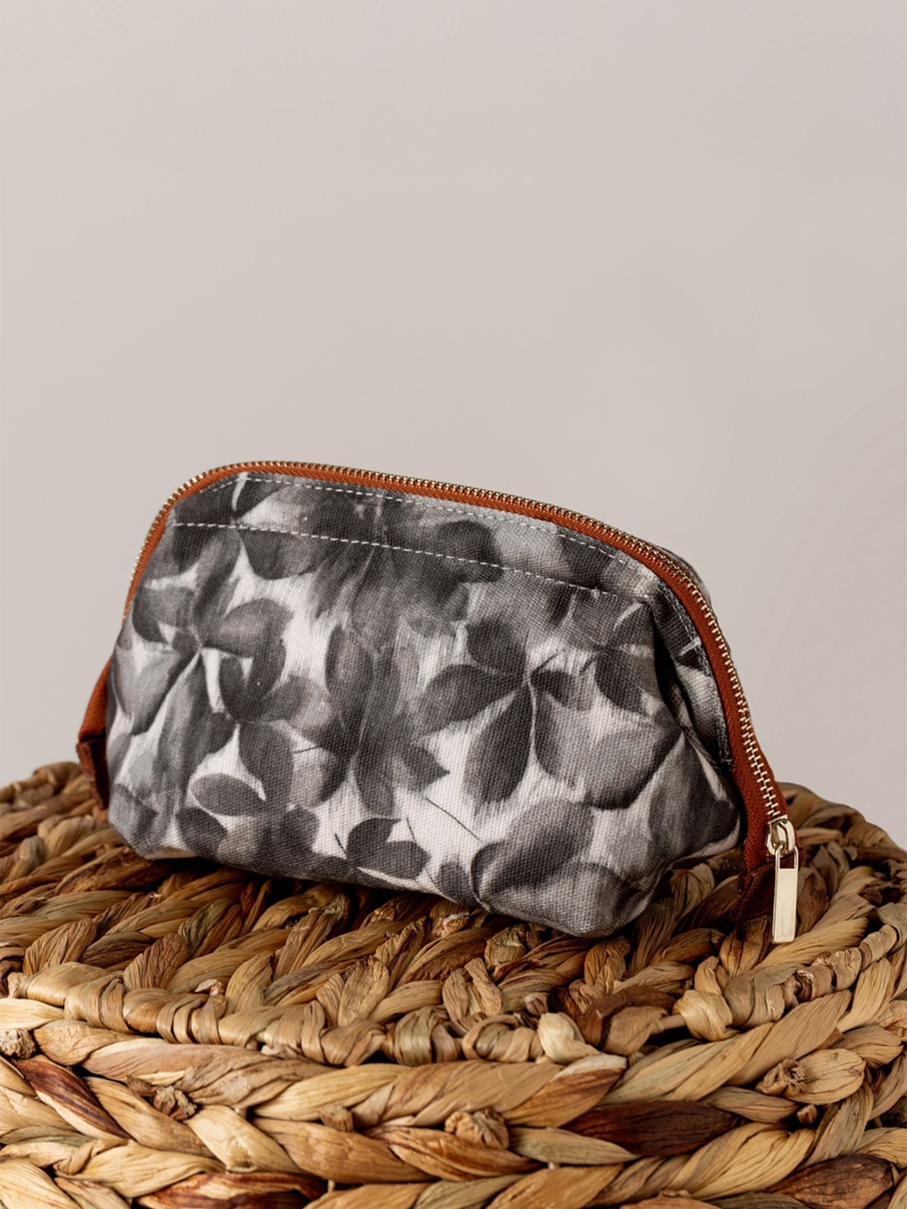 Harlequin Grounded Earth washbag in charcoal small size - British product