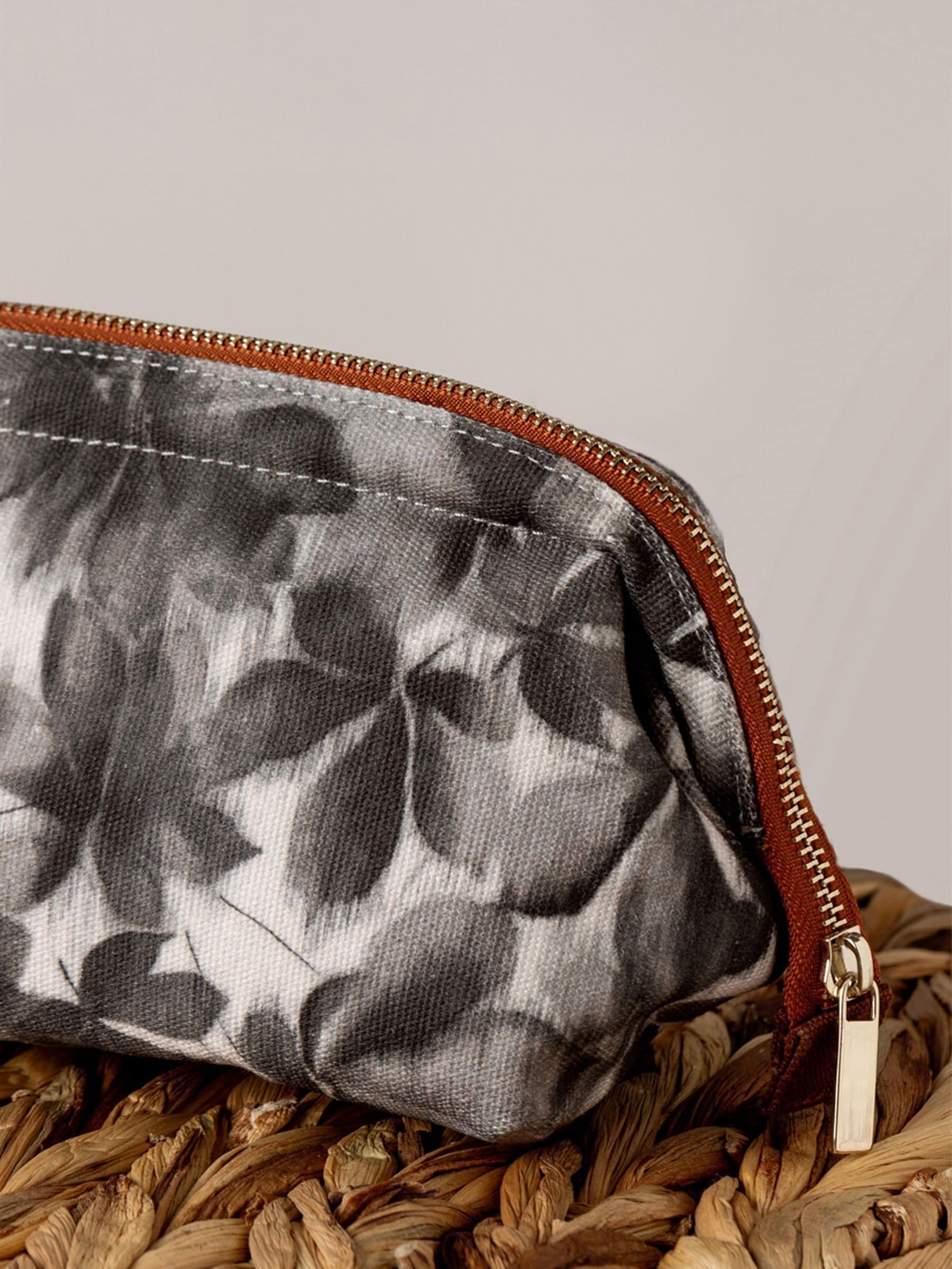 Harlequin Grounded Earth washbag in charcoal small size - British product