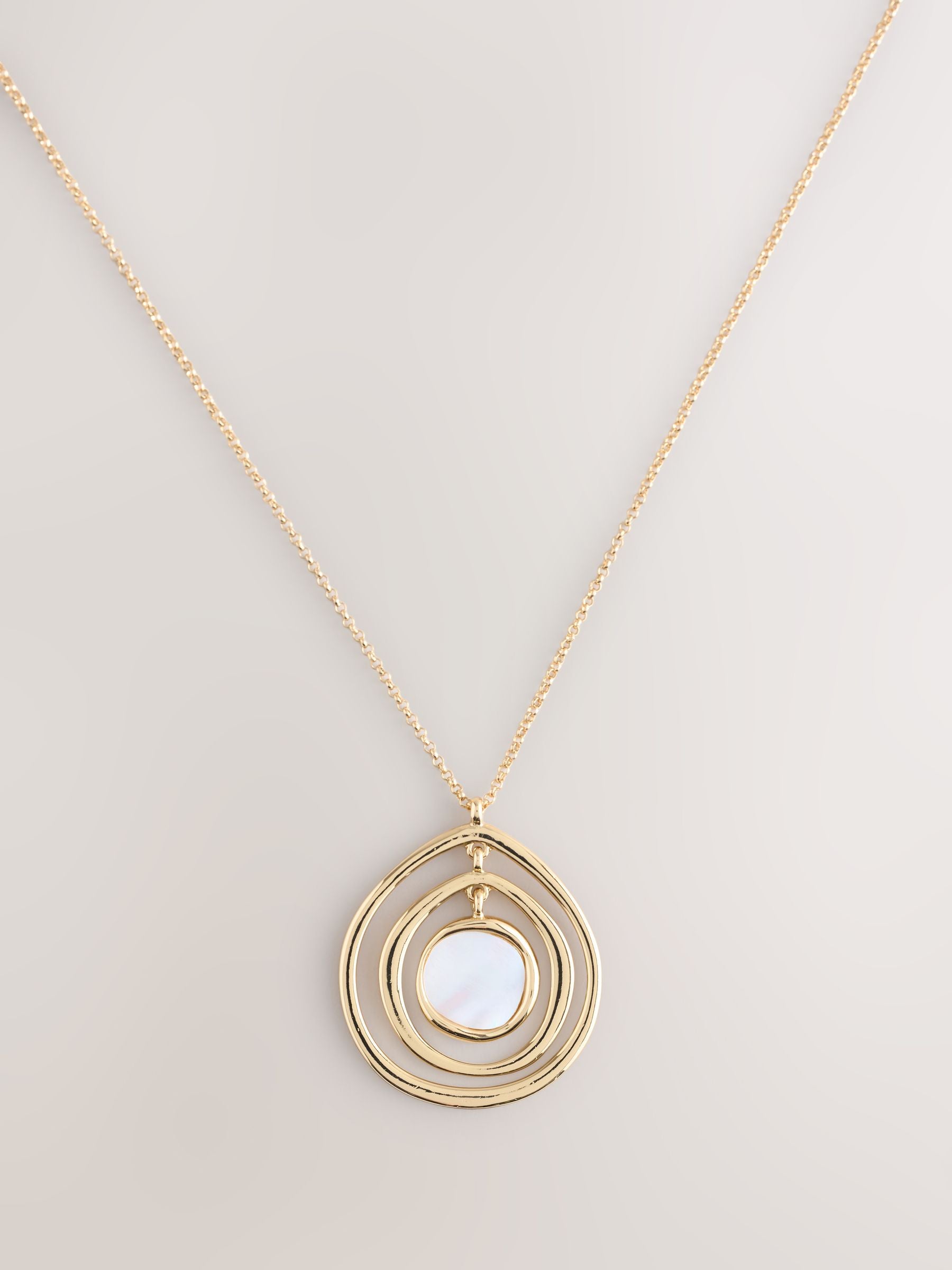 Gold tone pearl effect pendant necklace (British brand)