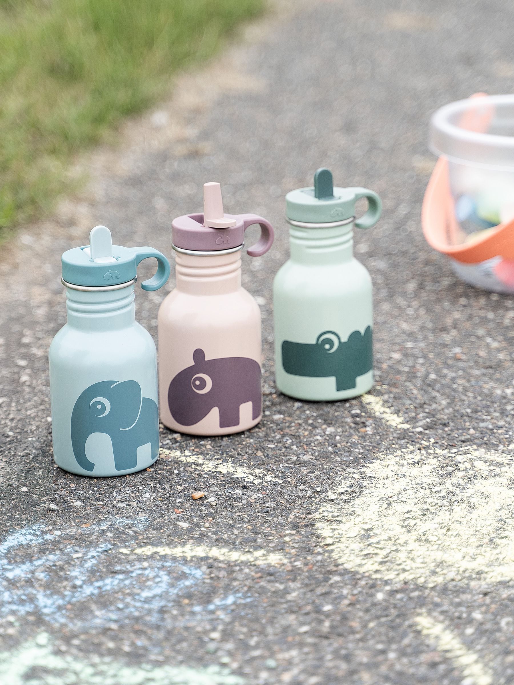Done by Deer pink metal bottle 350ml, UK version