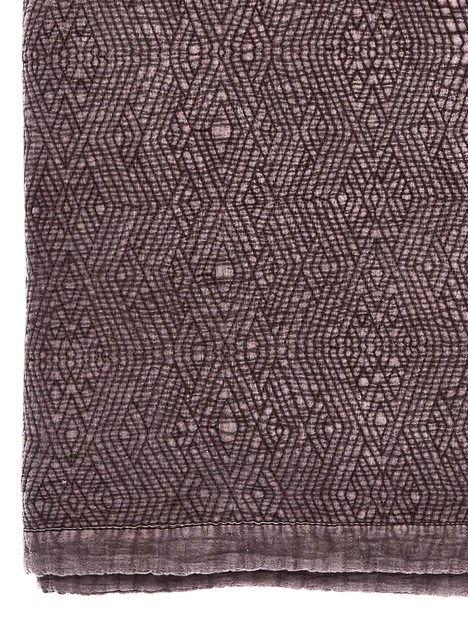 Bedeck of Belfast mulberry quilted throw 230x250cm, imported from the UK