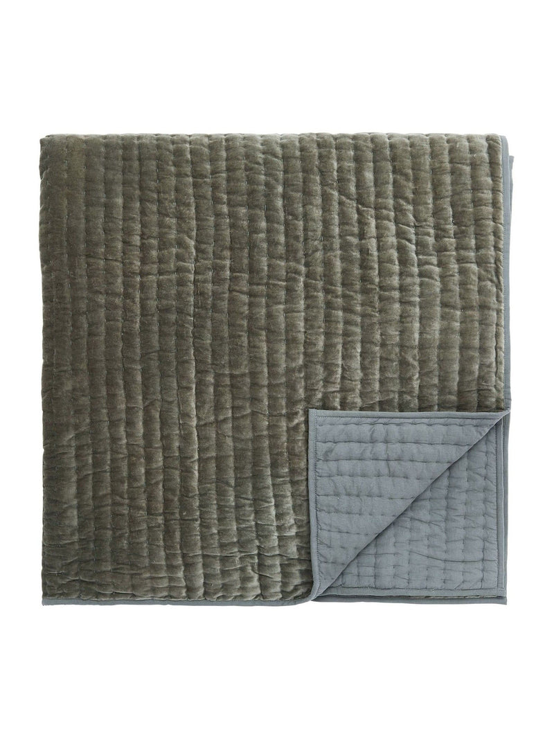 Bedeck of Belfast green velvet quilted throw 220x200cm (British brand)