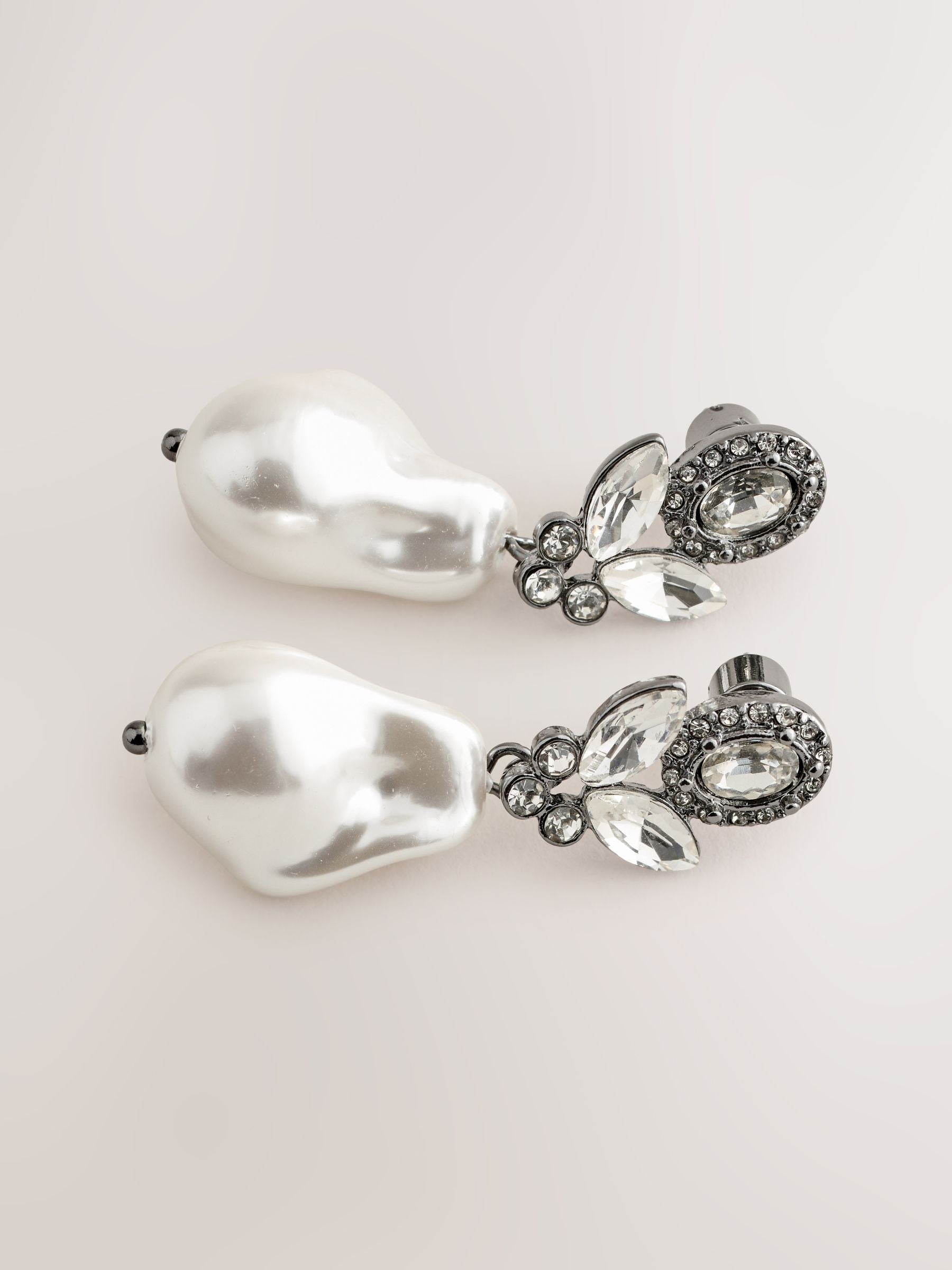 Sparkle pearl effect drop earrings pewter tone, UK version