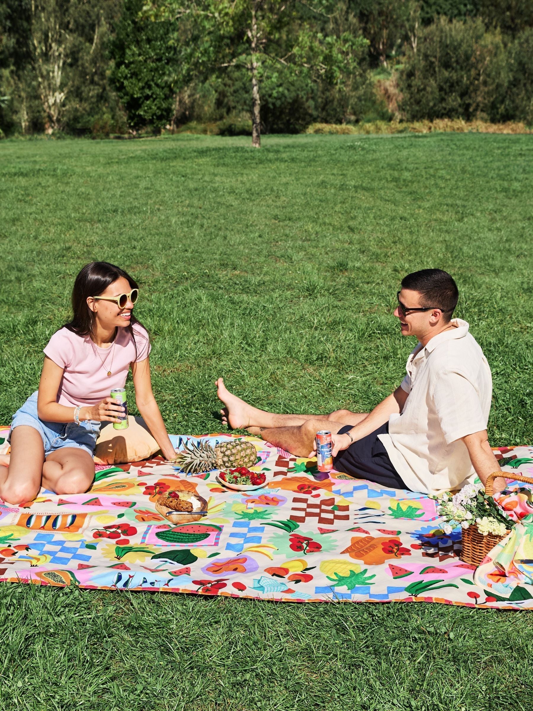 Dock & Bay Supper Club Travel Picnic Beach Blanket