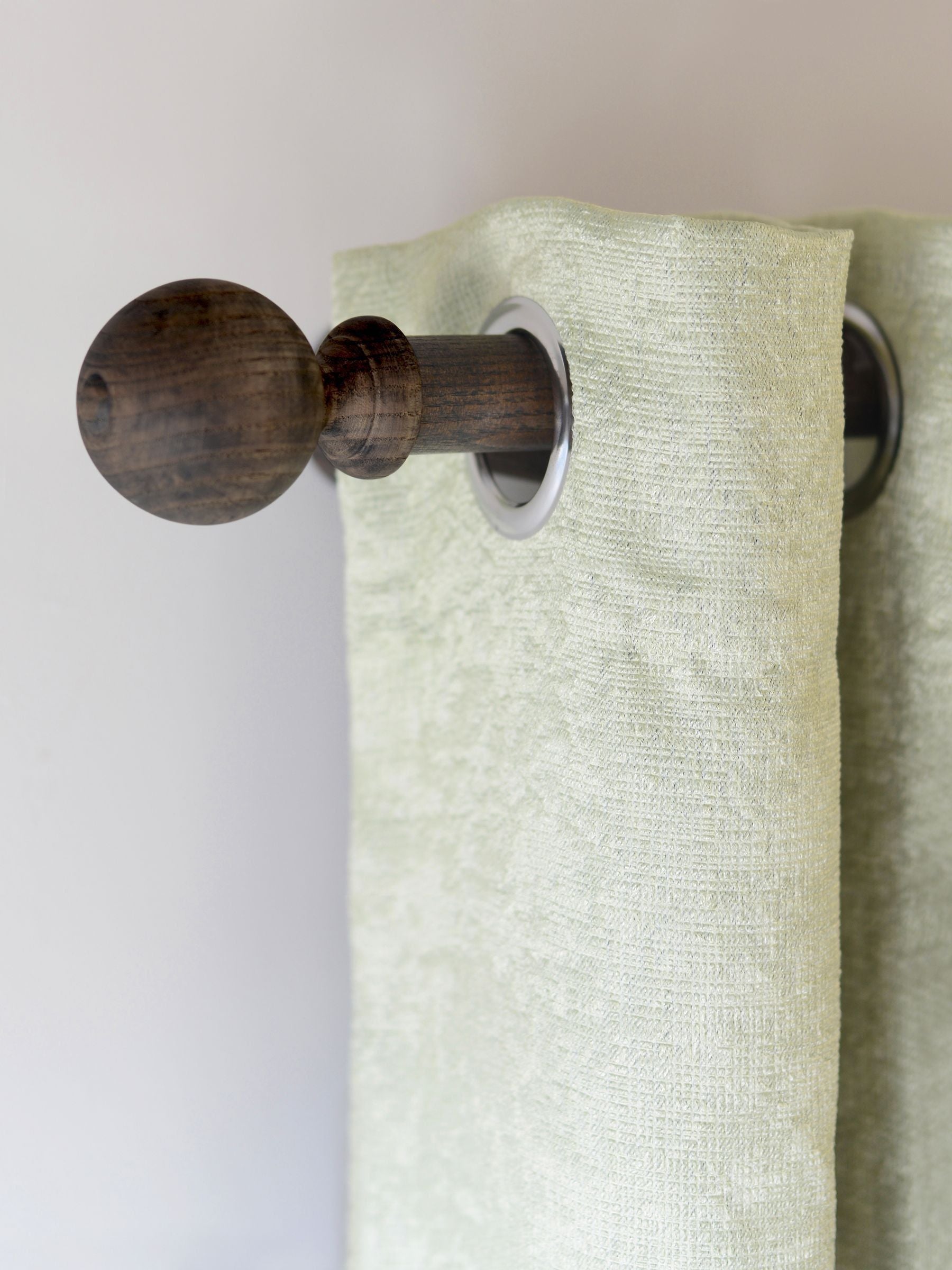 Laura Ashley Dark Chestnut Brown Mitchell Eyelet Pole Set 28mm