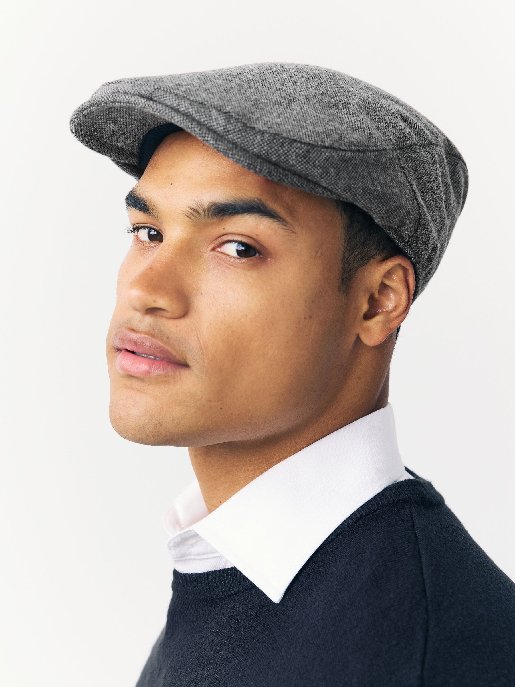 Charcoal herringbone flat cap, UK version