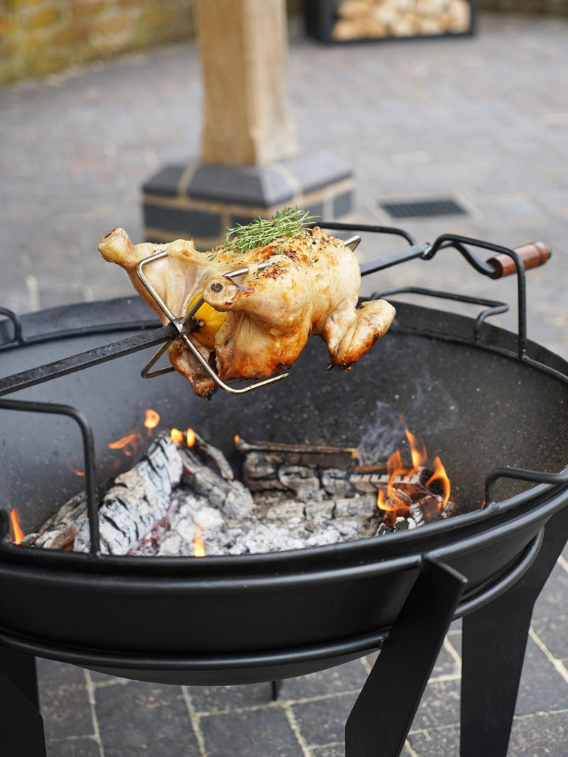 Ivyline Kendal black metal fire pit on stand, UK version