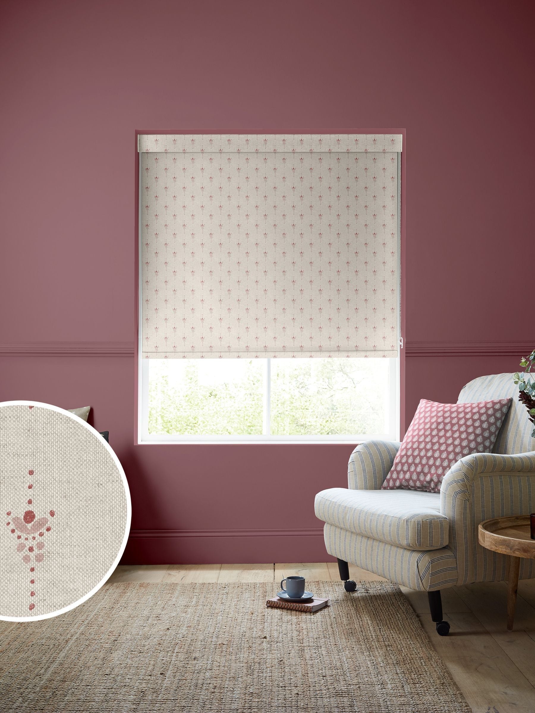 Emily Bond Blossom Pink Honor roller blind, UK version