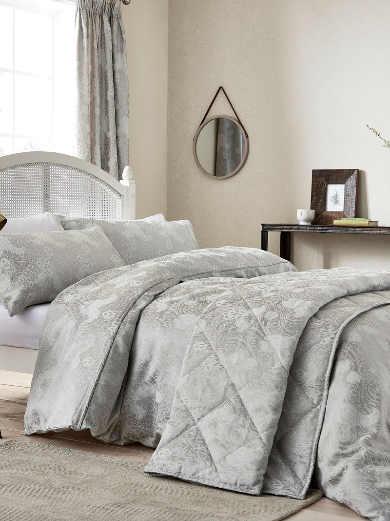 Sanderson Platinum Ashbee duvet cover and pillowcase set (British brand)