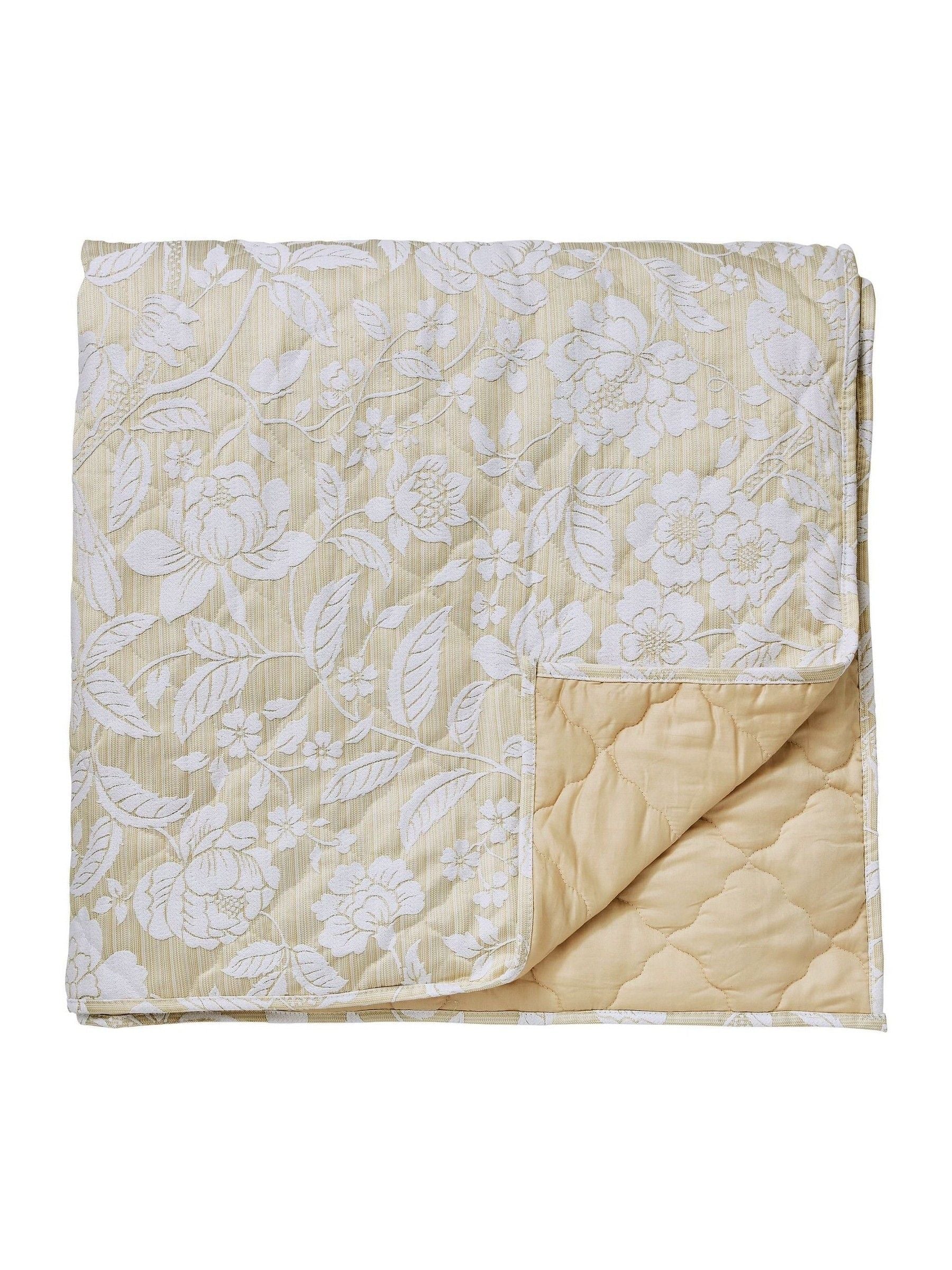 Sanderson Gold Pyramus Quilted Throw 260x265cm (British brand)
