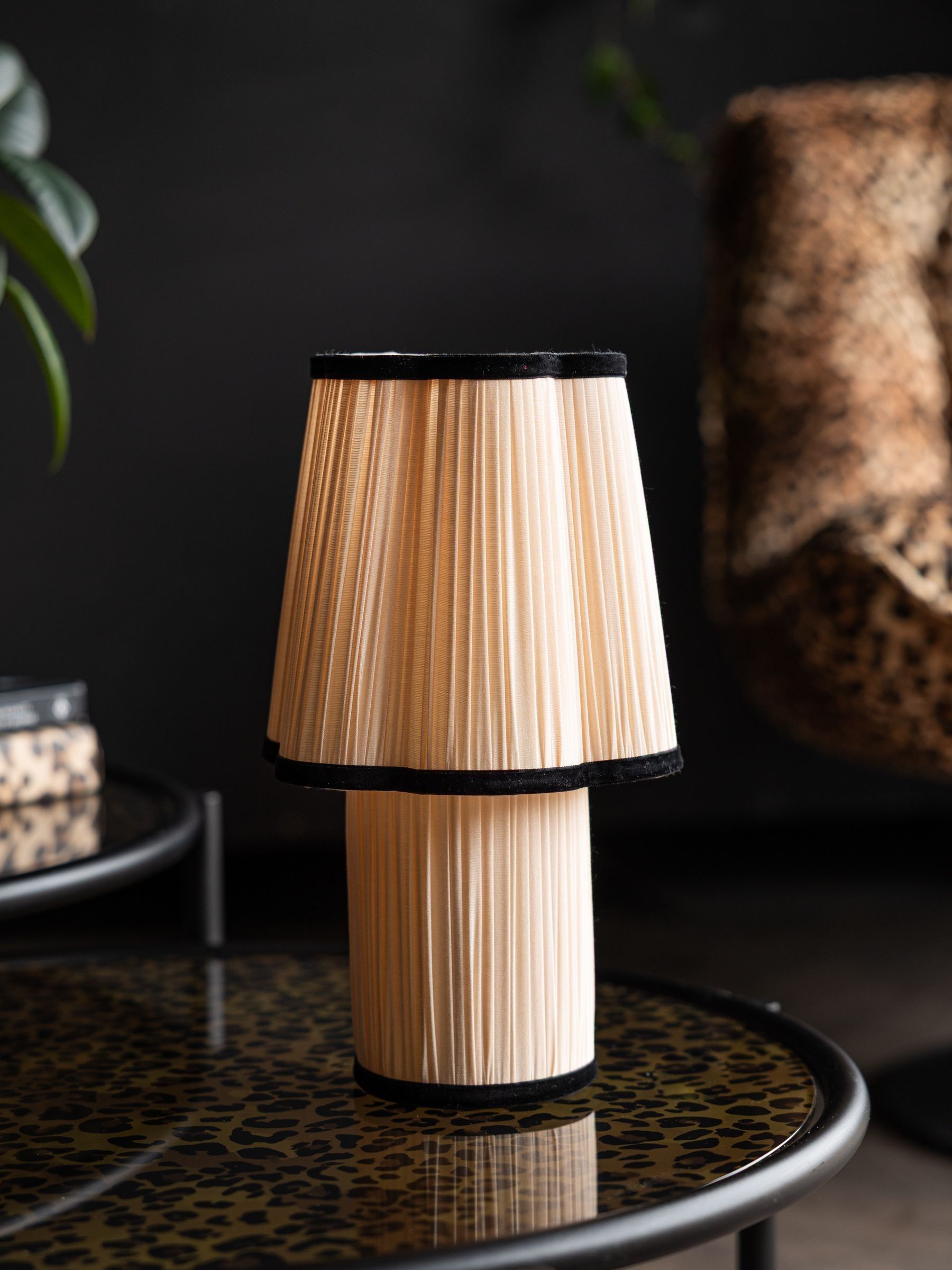 Rockett St George Mayfair rechargeable table lamp cream black, imported from UK