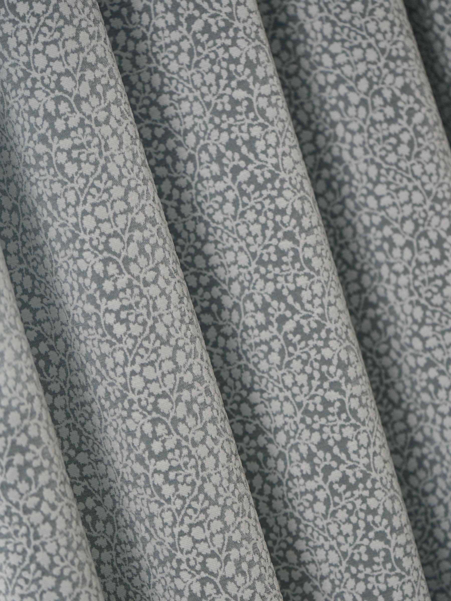 Blue floral chenille eyelet lined curtains, UK version