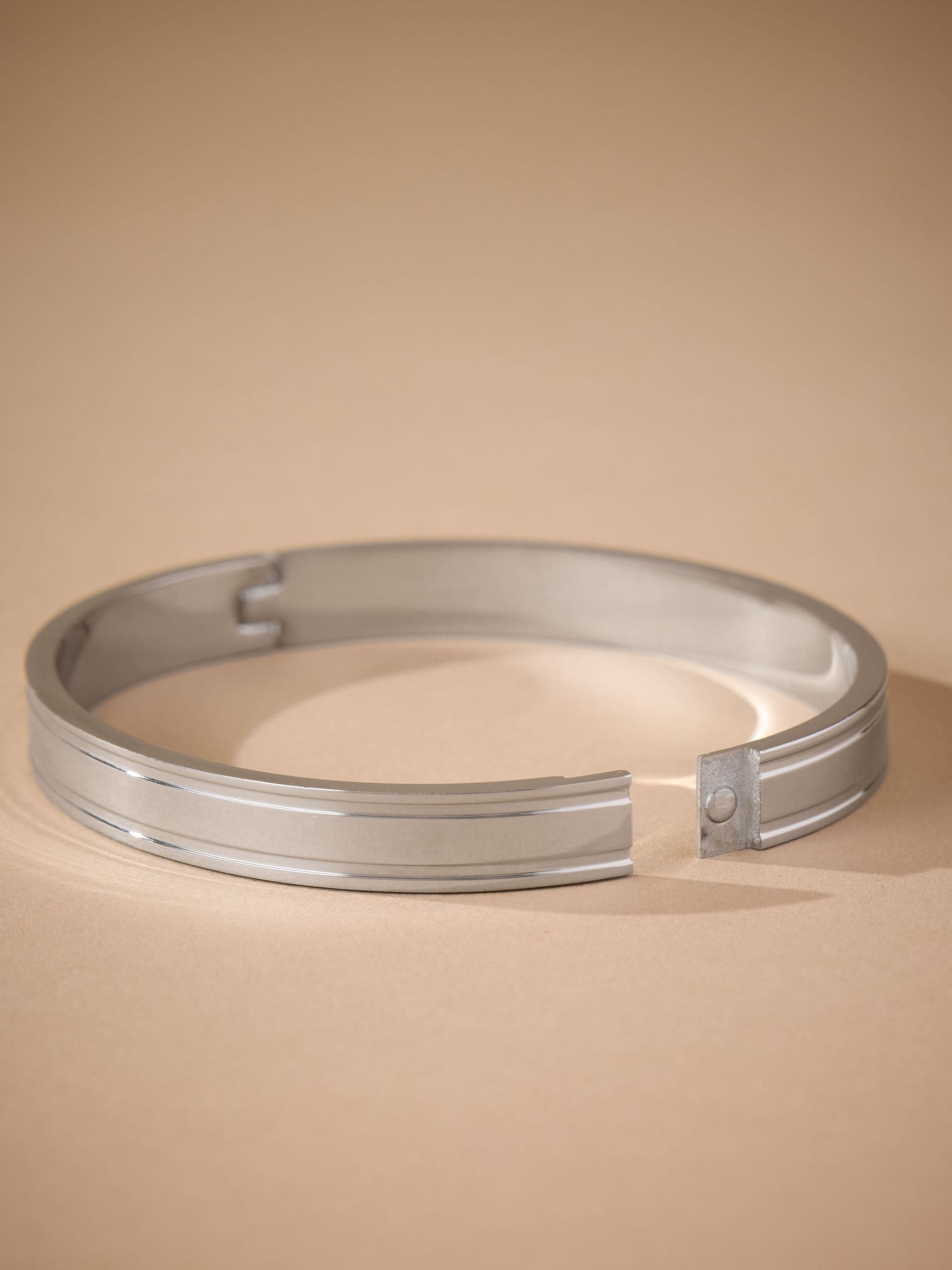 Stainless steel bangle (British brand)