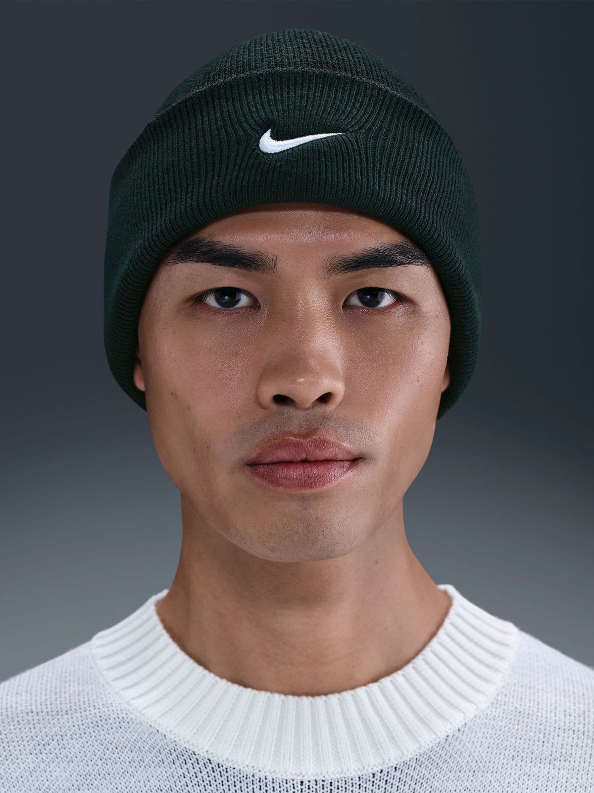 Nike beanie green peak swoosh logo - British product