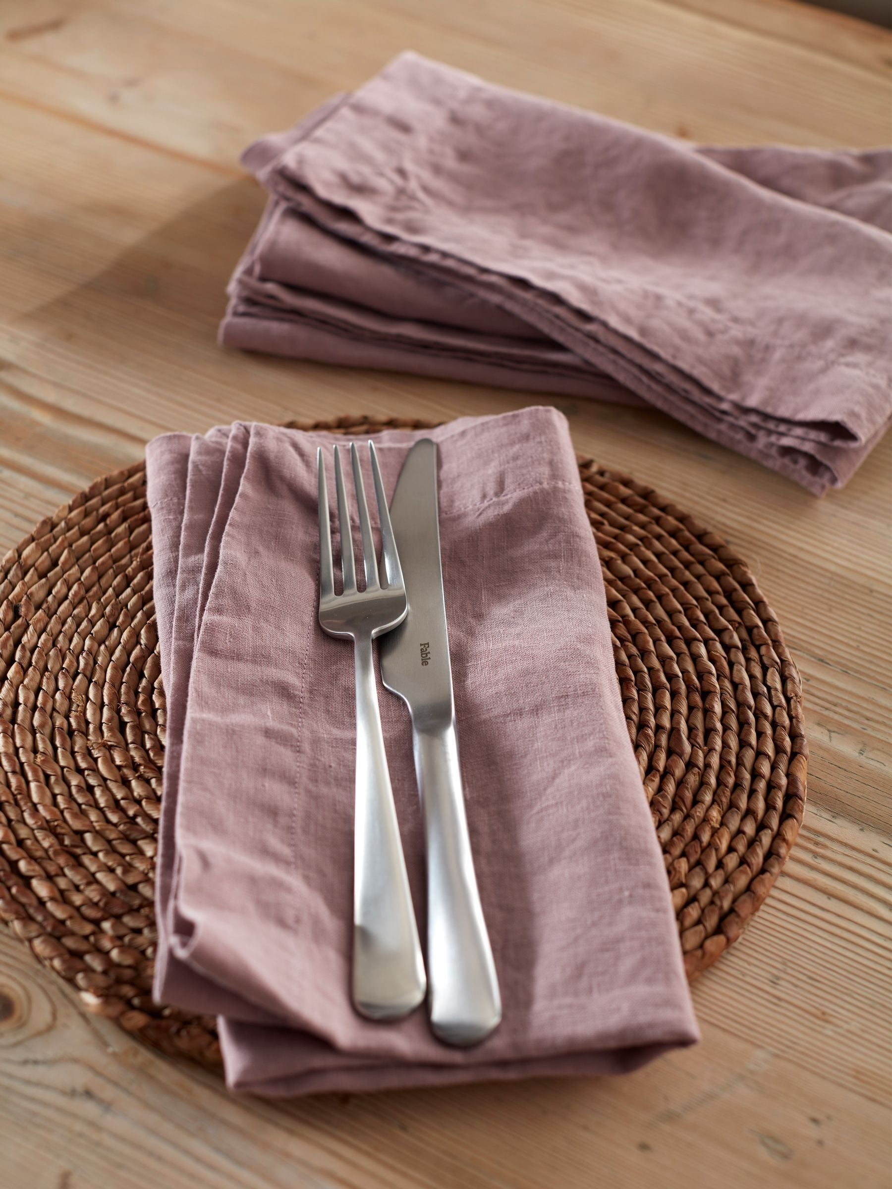 100% Linen Napkins Set of Four 47x47cm Vintage Rose Pattern