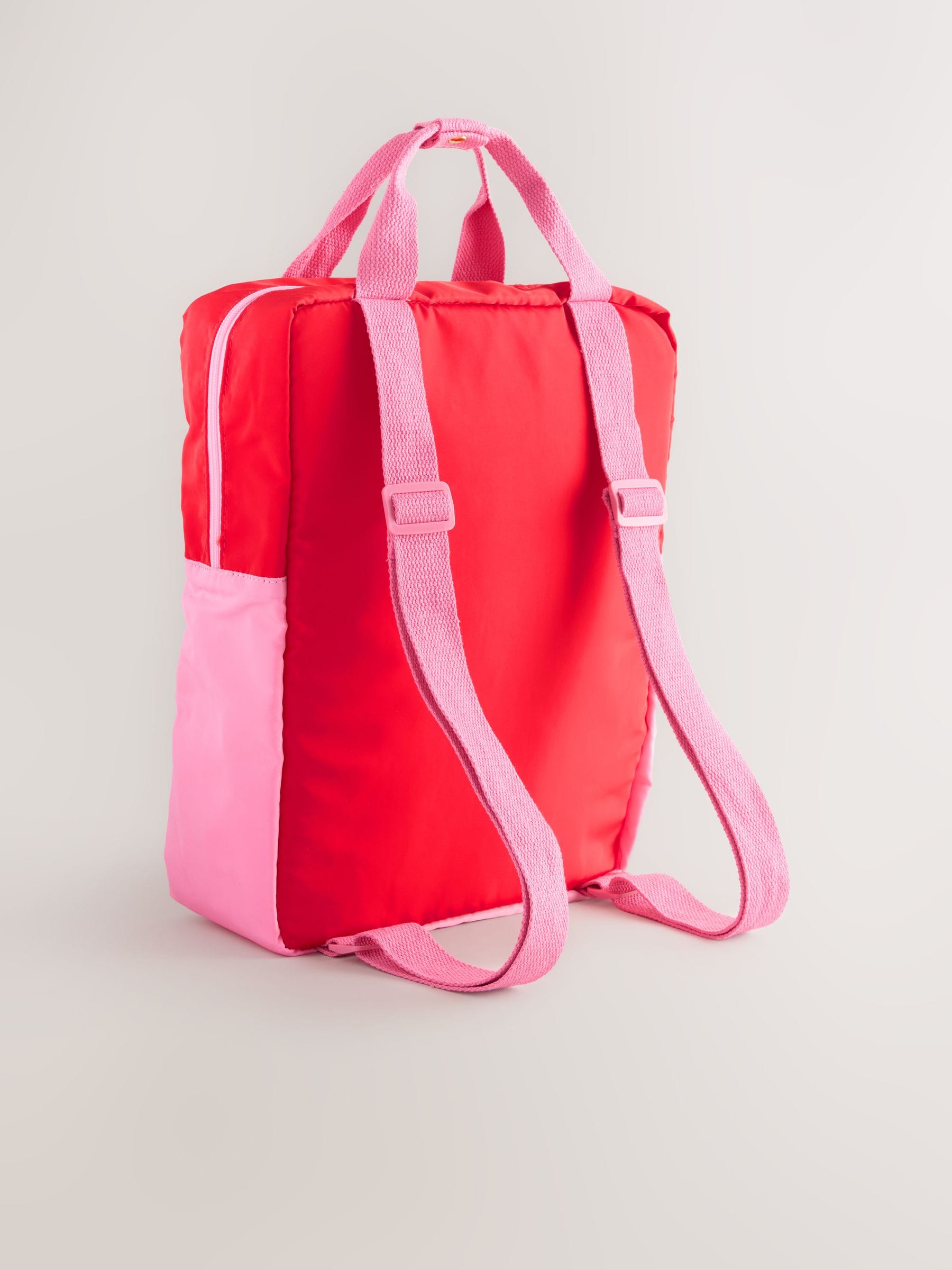 Hello Kitty pink rucksack with polyester fabric (British brand)