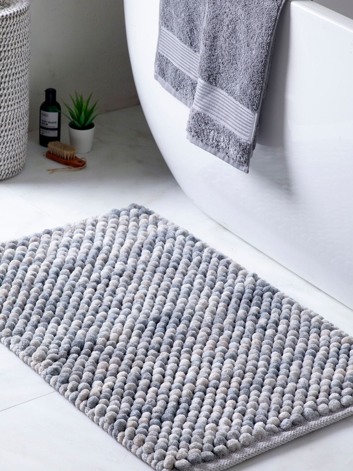 Grey Marl Bobble Bath Mat