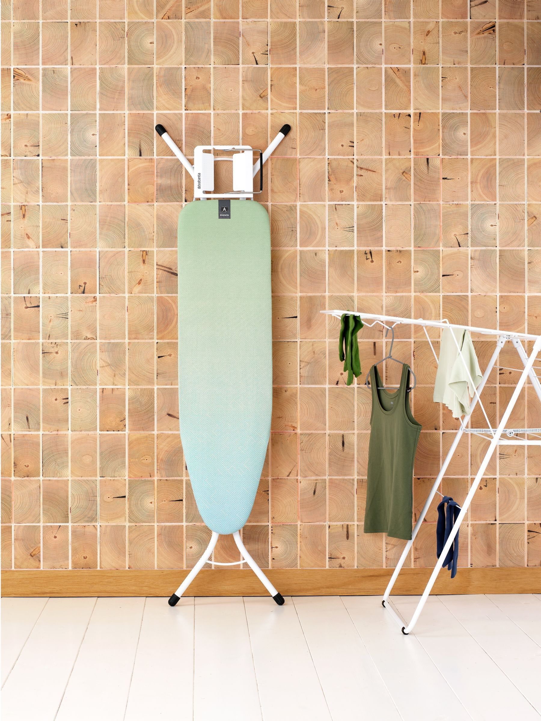 Brabantia Soothing Sea ironing board Size A, imported from the UK