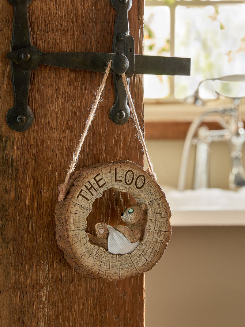 Hamish reversible hanging bathroom sign (British brand)