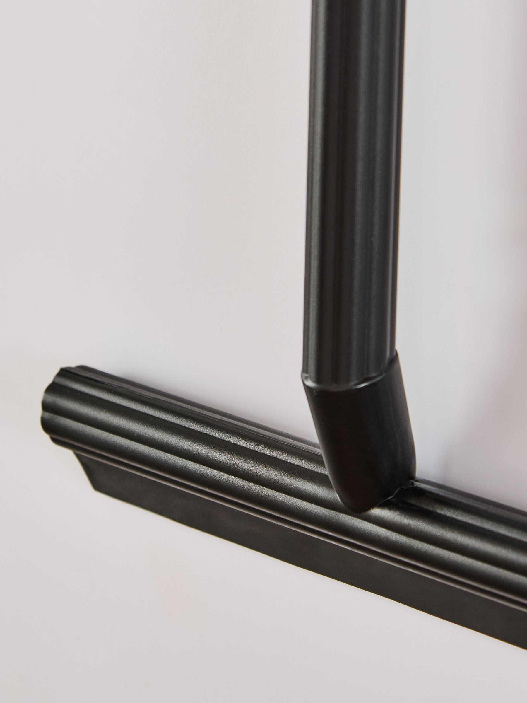 Black Rib Shower Wiper 21cm - British product