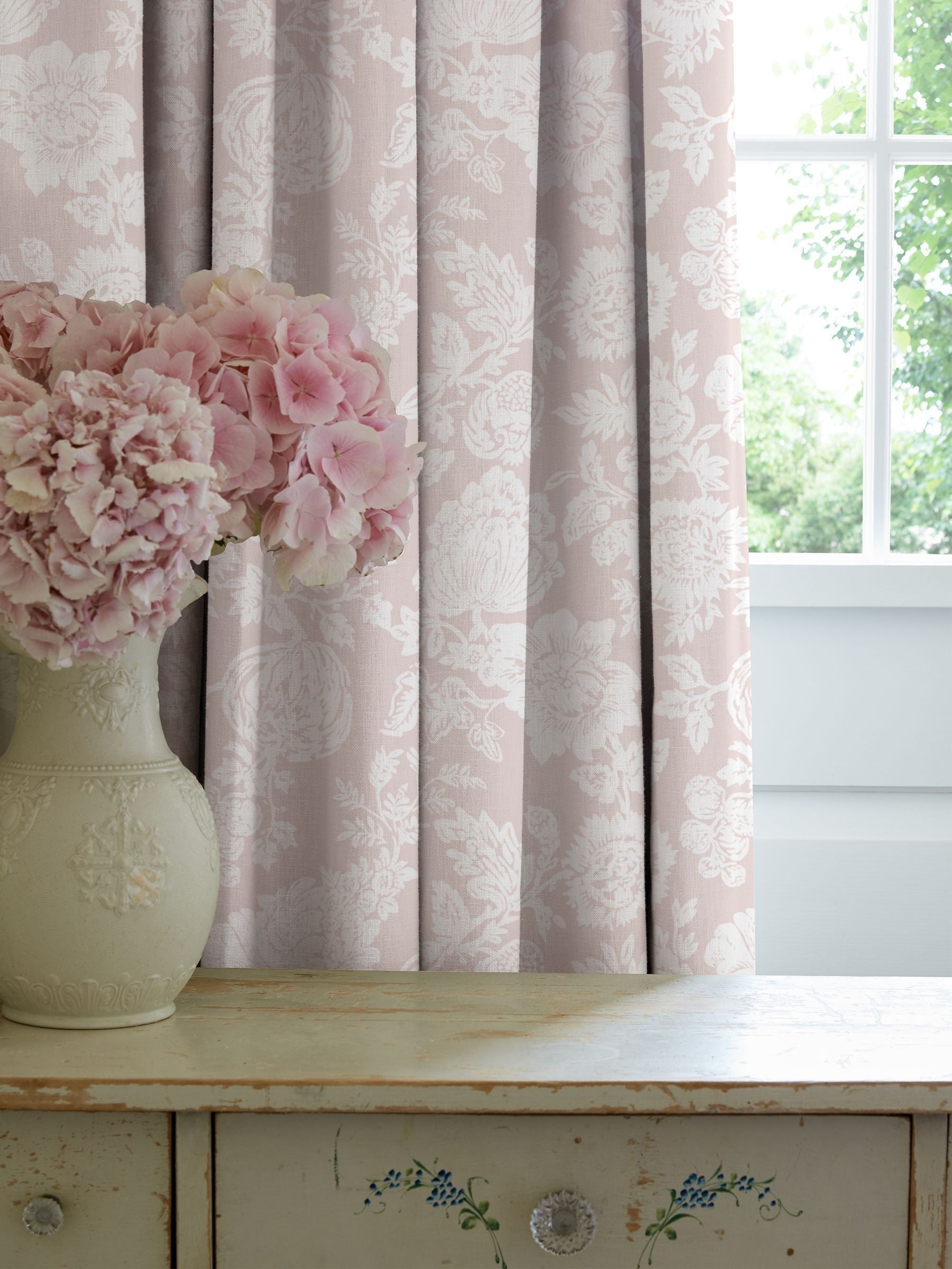 Shabby Chic dusky pink stipple made to measure curtains - British product