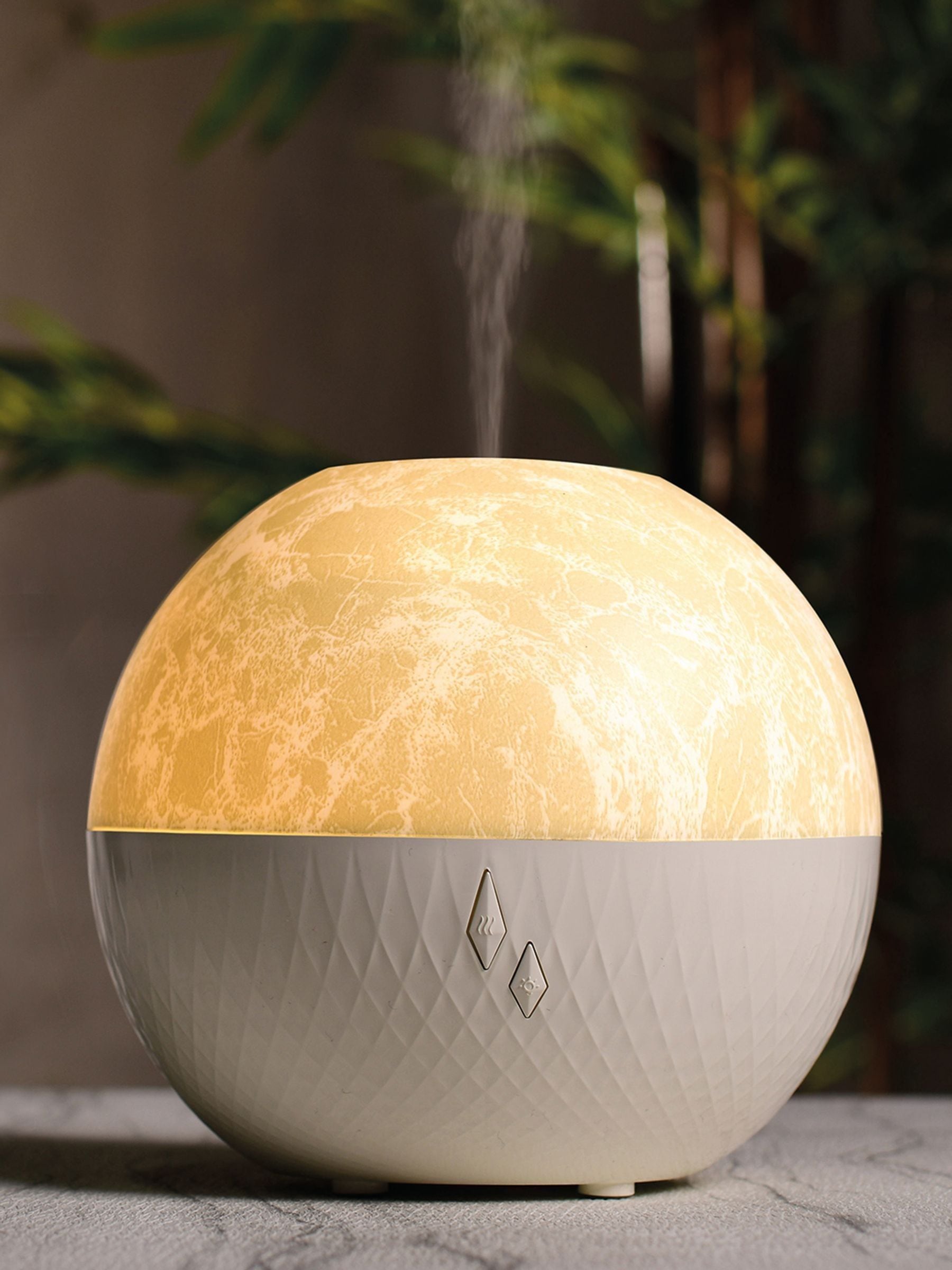 Made by Zen Selene aroma diffuser (British brand)