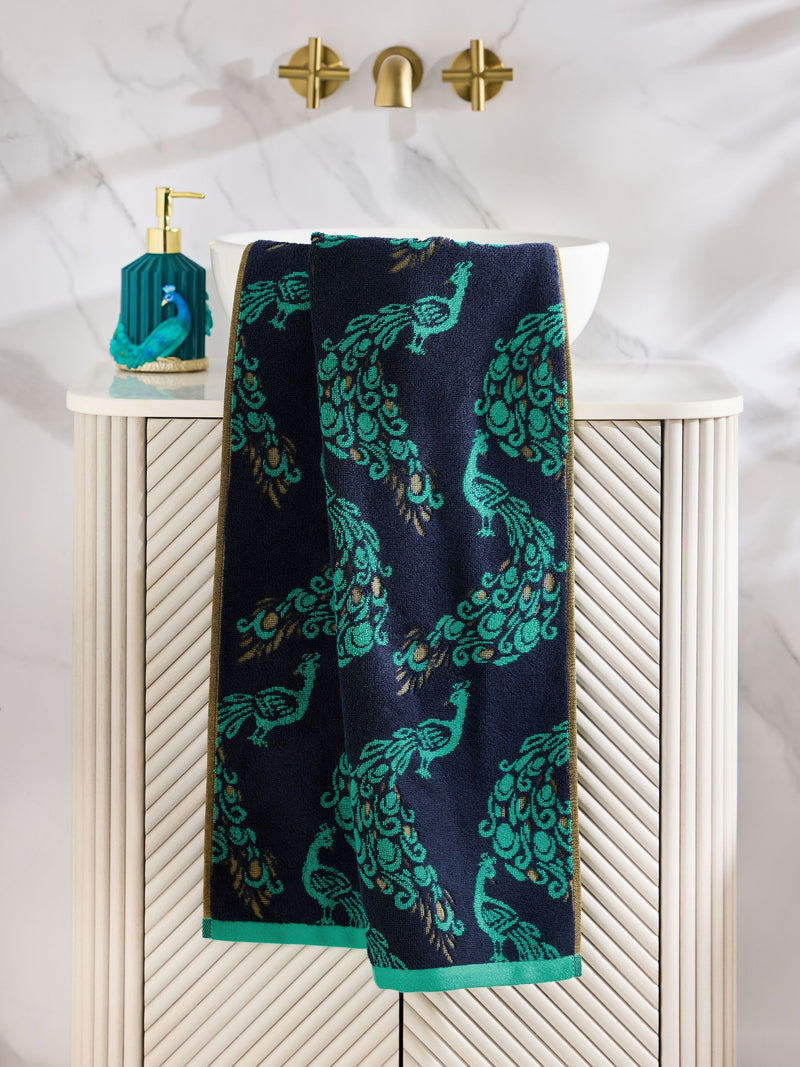 Blue Peacock hand and bath towel 100% cotton, UK version