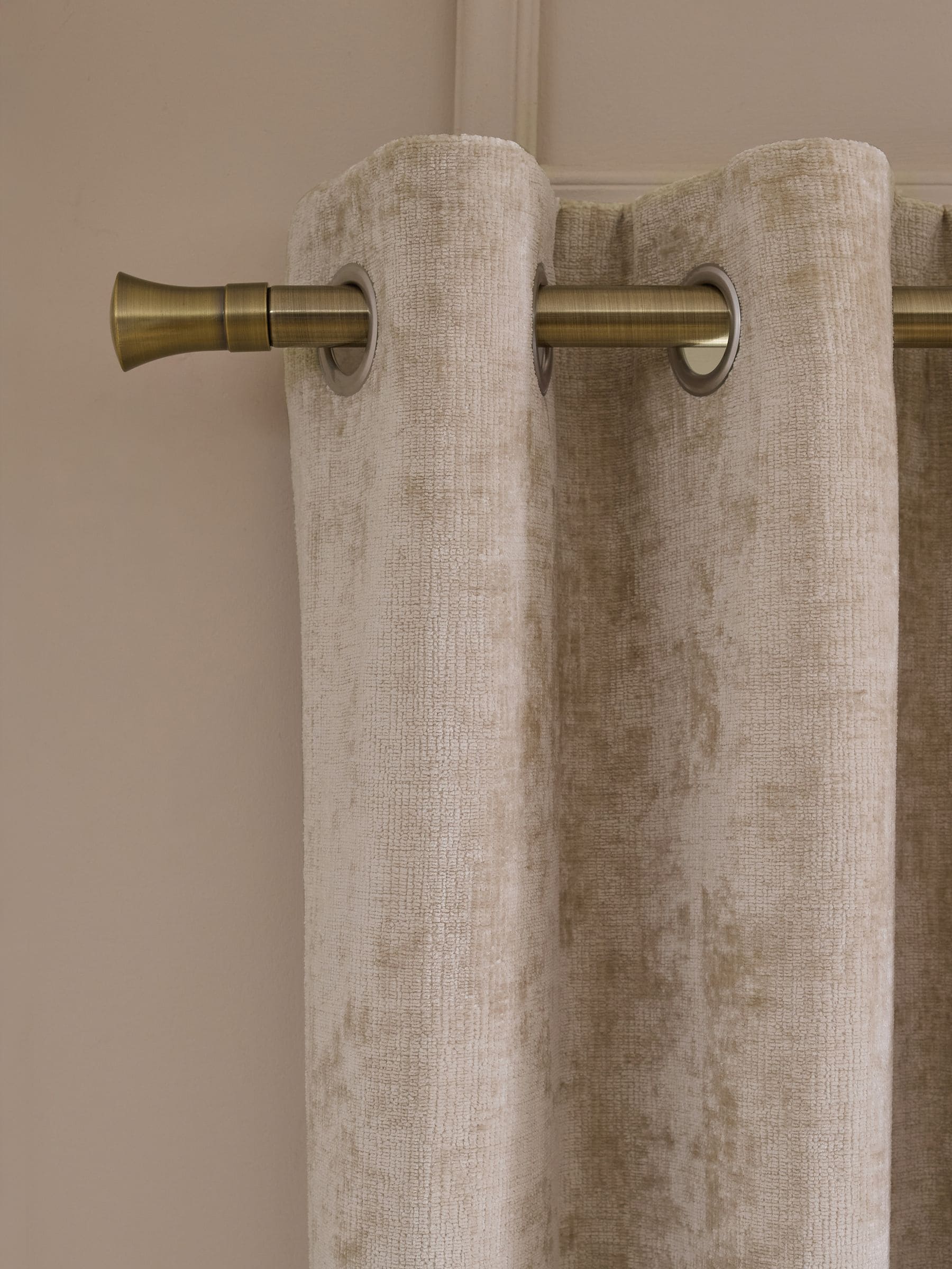 Natural Super Thermal Plush Chenille Eyelet Curtains