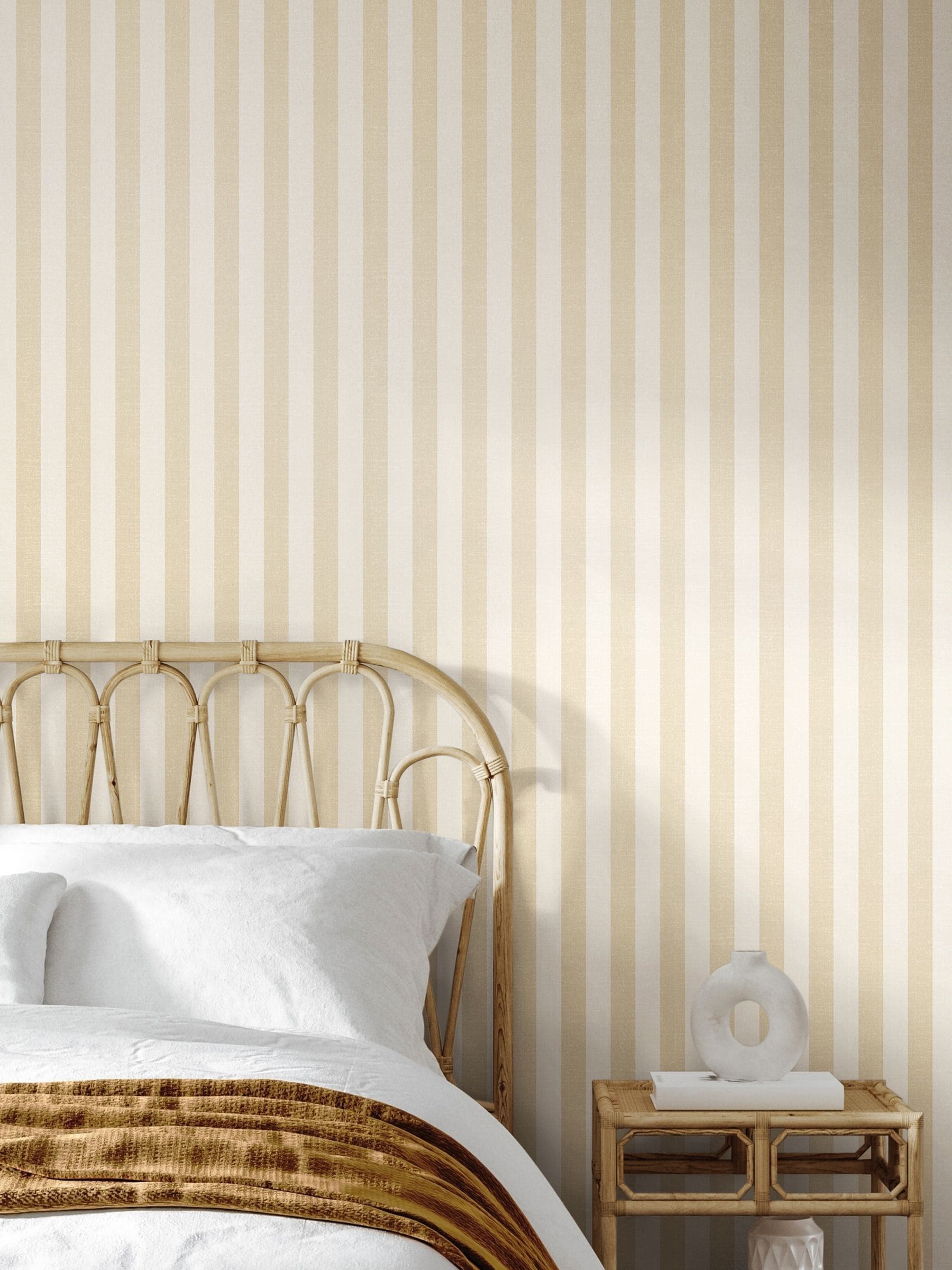 Hoopla Walls Oyster Shadow Stripe wallpaper 10m, UK version