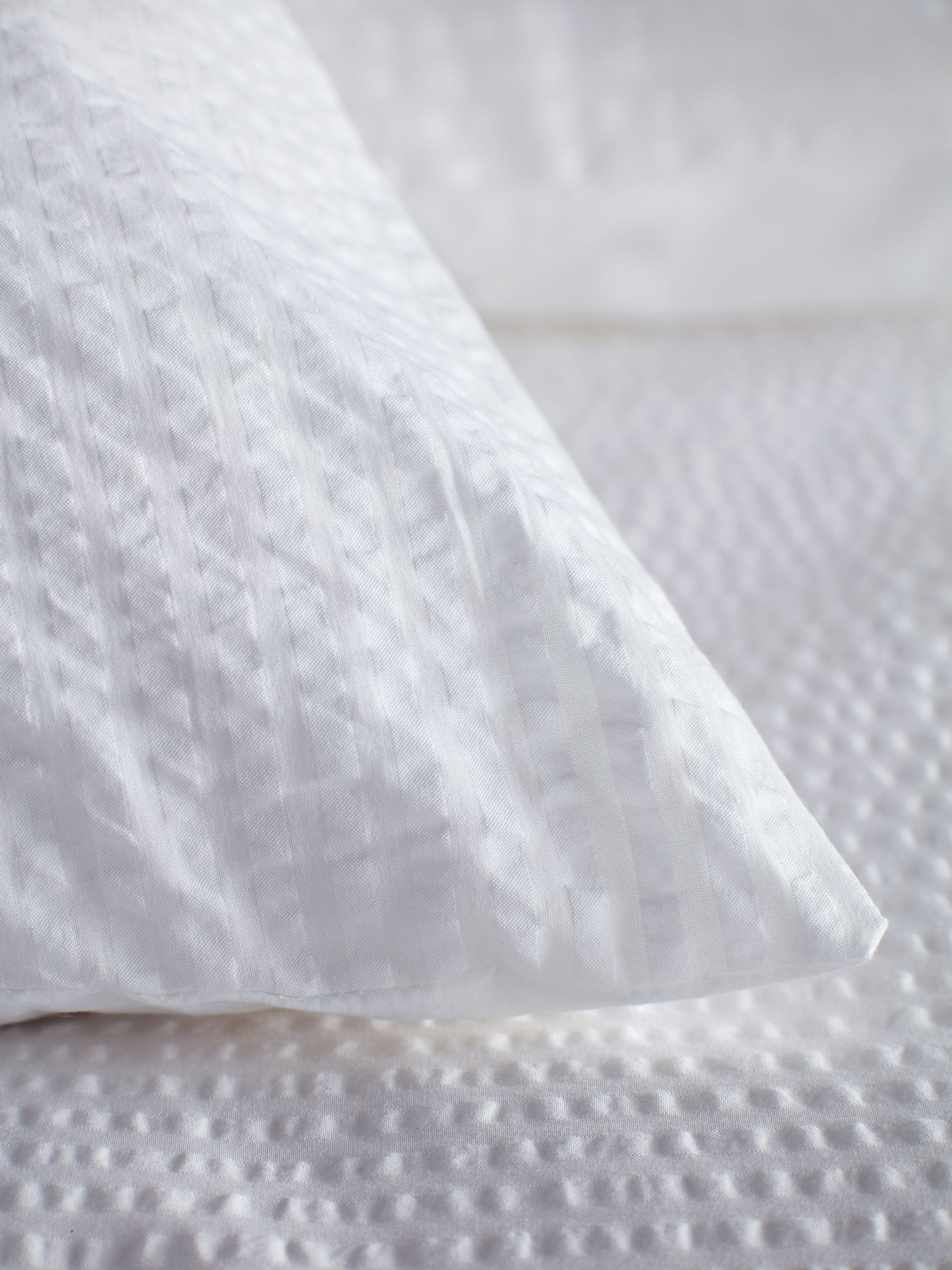 Secret Linen Store white seersucker cotton pillowcase, UK version