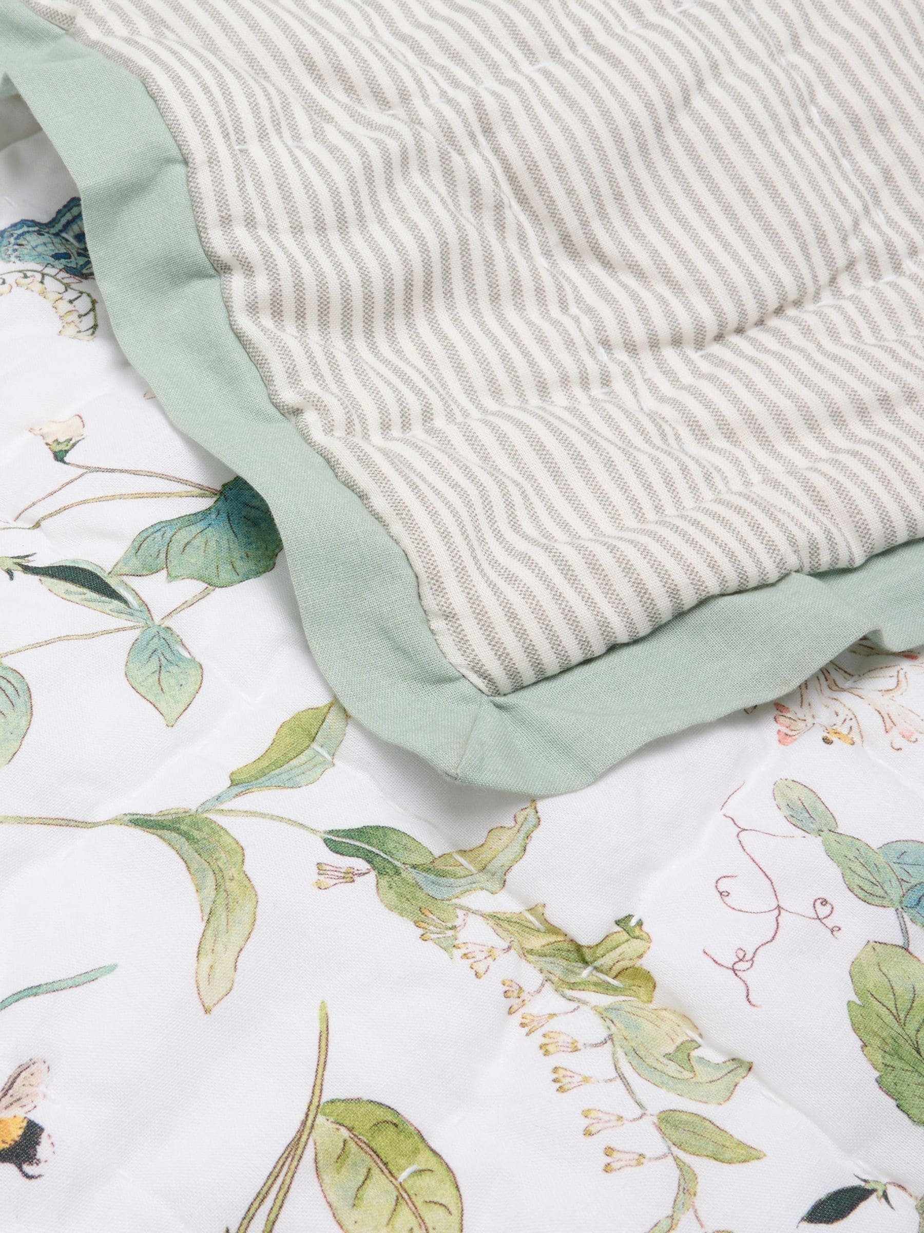 Sophie Allport Wild Floral quilted throw 220x160cm (British brand)