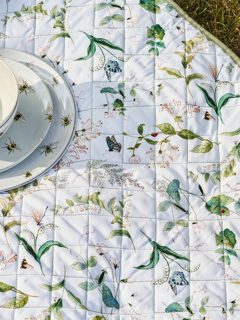 Sophie Allport off white wild floral picnic blanket 200cm x 150cm (British brand)