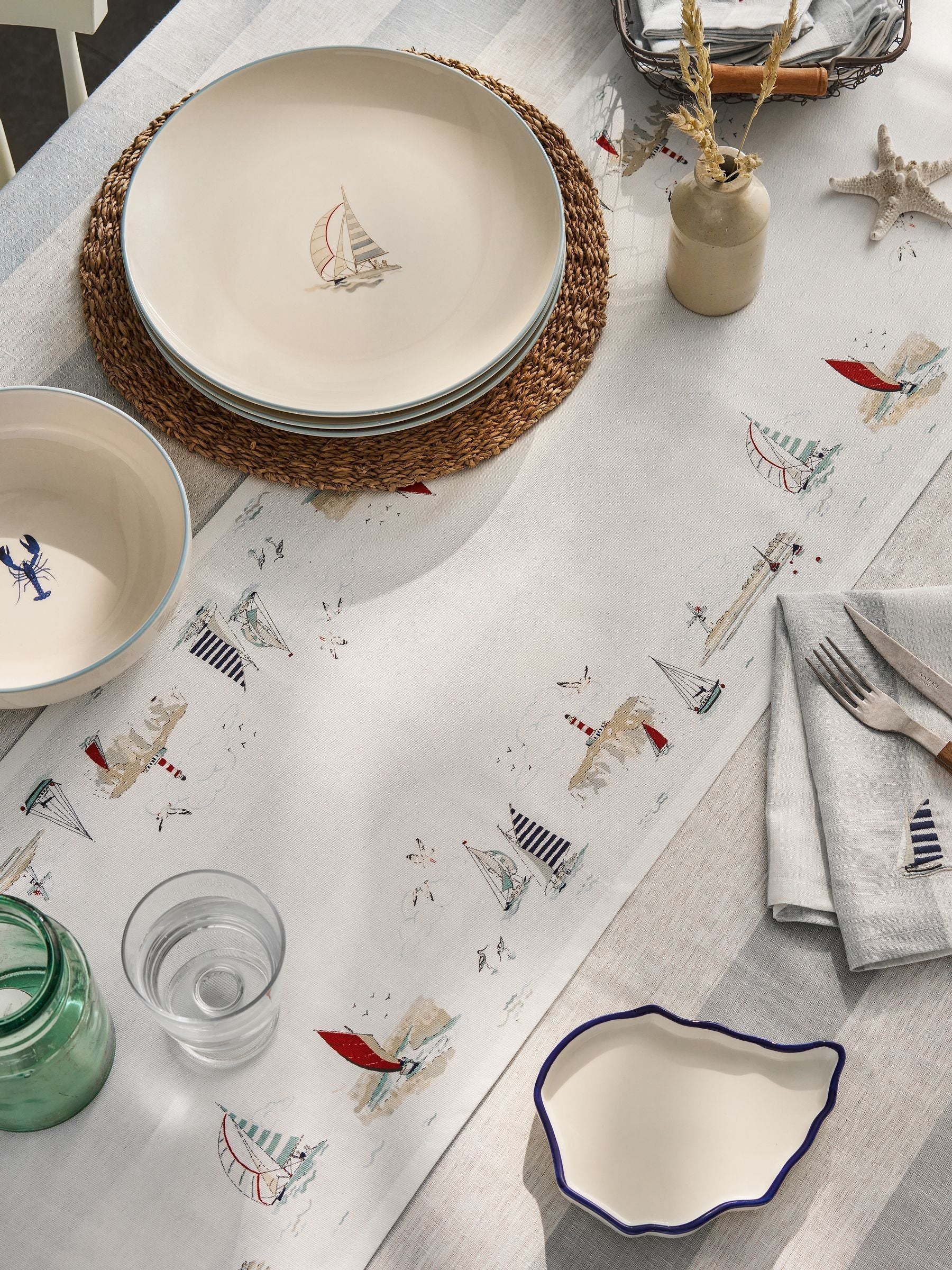 Sophie Allport Off White Coastal Boats table runner 280x35cm (British brand)
