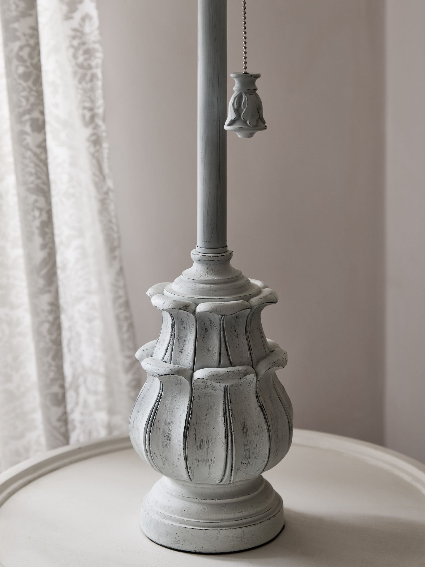Shabby Chic White Florence table lamp 77cm - British product