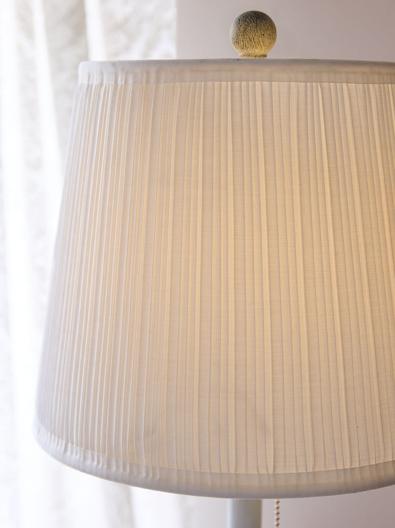 Shabby Chic White Florence table lamp 77cm - British product