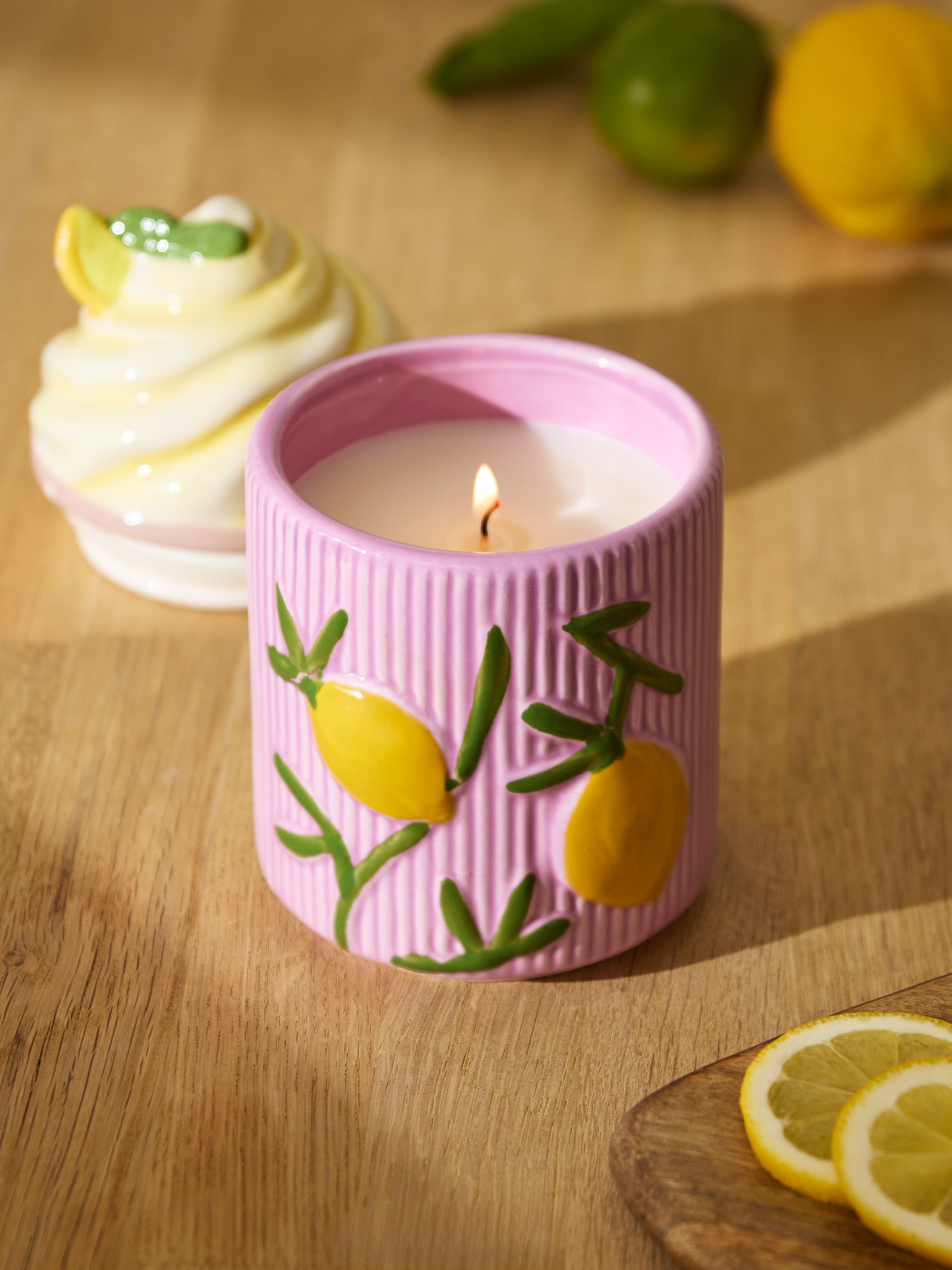 Lemon Sorbet jar candle with strawberry and mint, imported from the UK