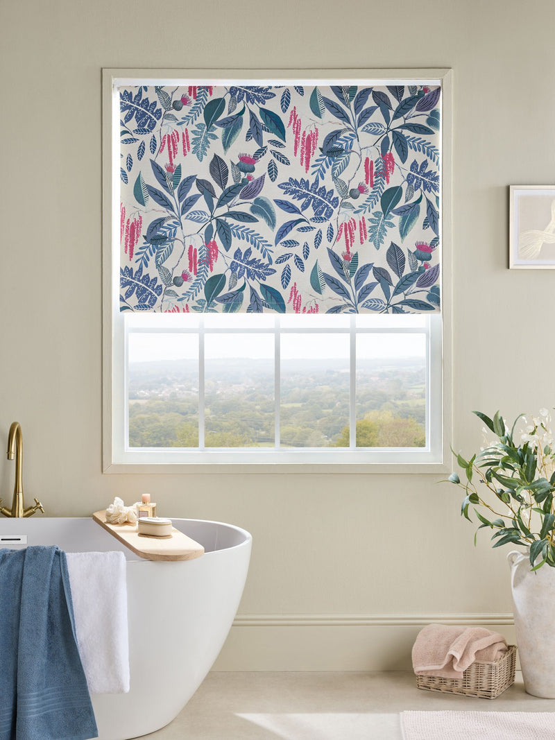 Blackout leaf print roller blind, UK version