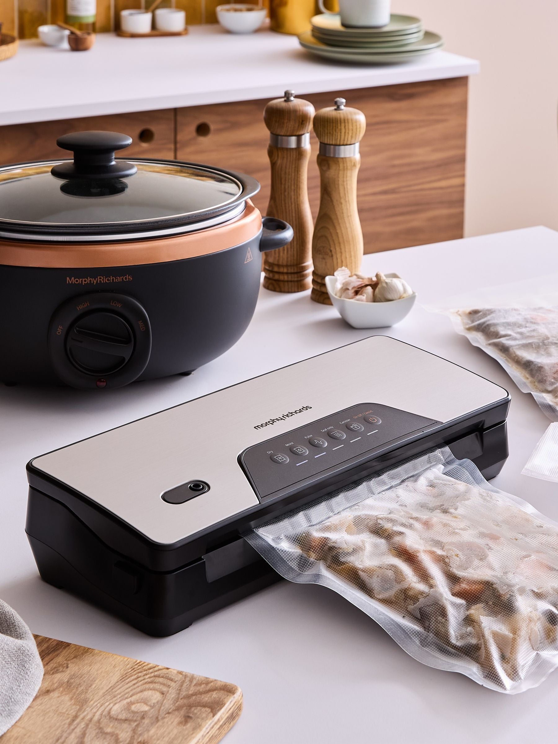 Morphy Richards cordless vacuum sealer one size, imported from the UK
