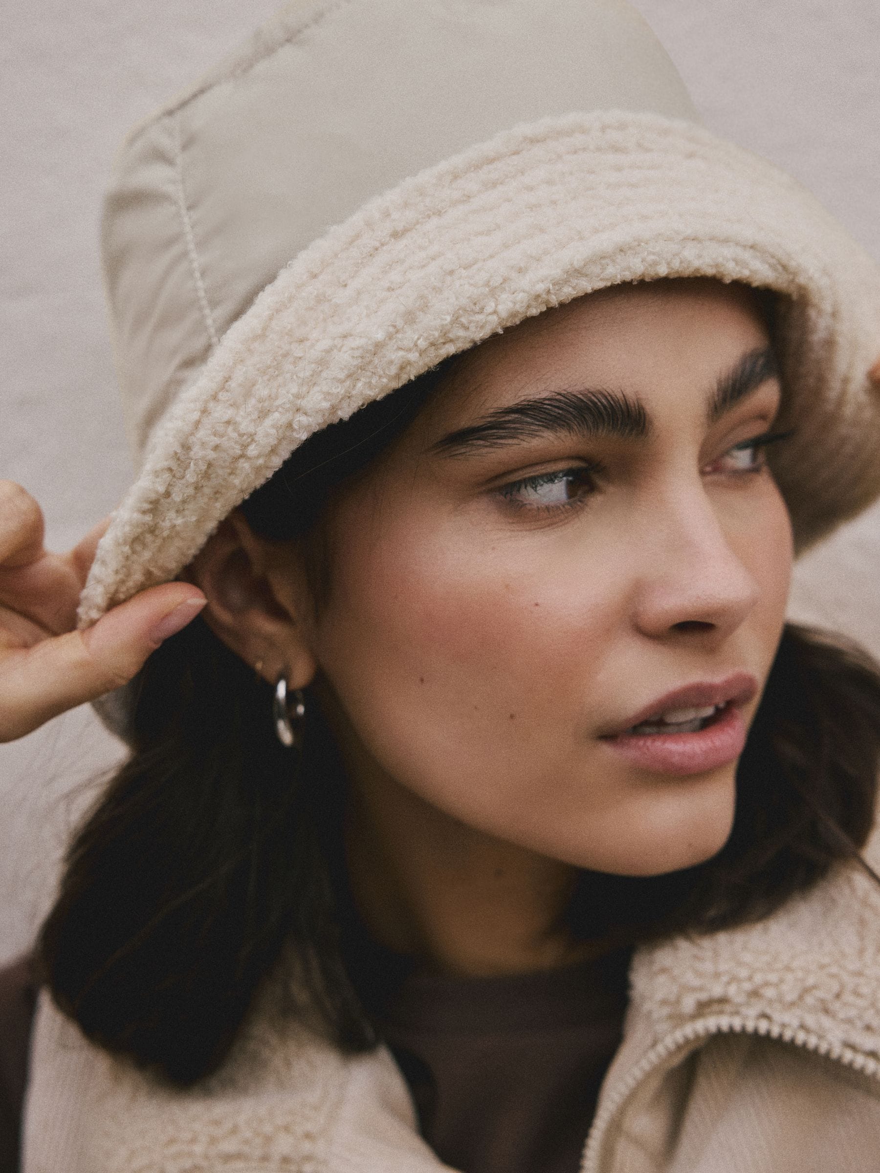 Reversible bucket hat stone, imported from the UK