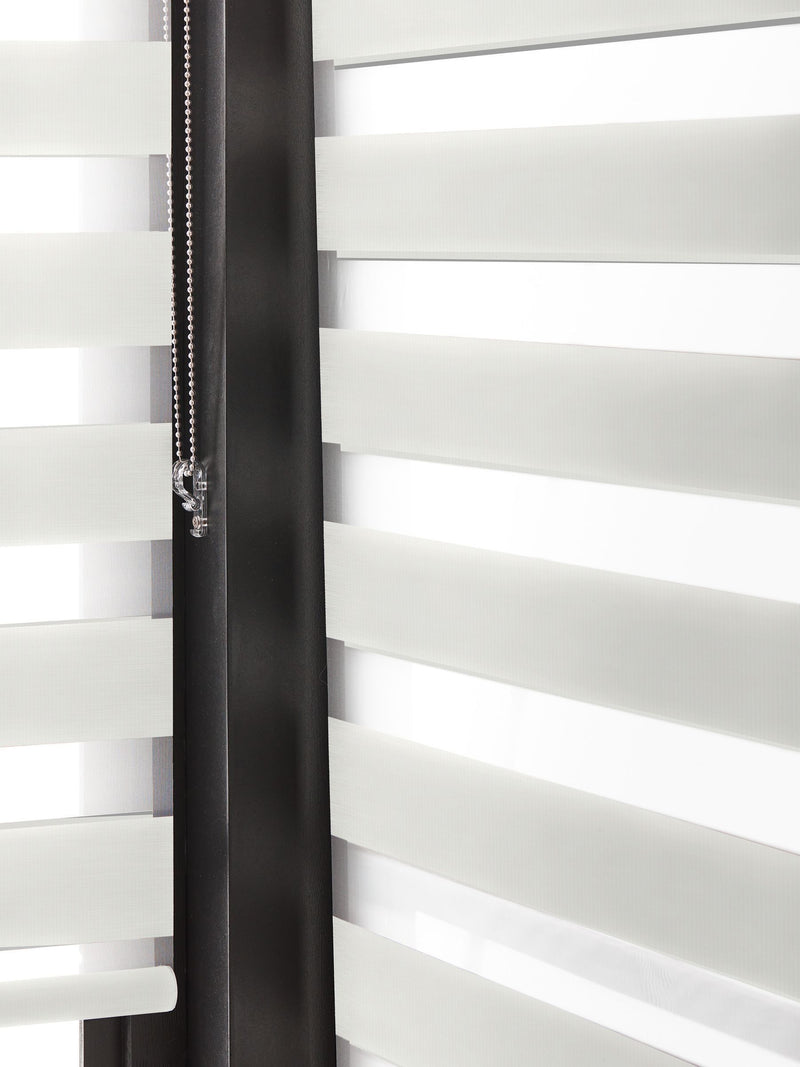 Natural Levina day and night blind ivory (British brand)