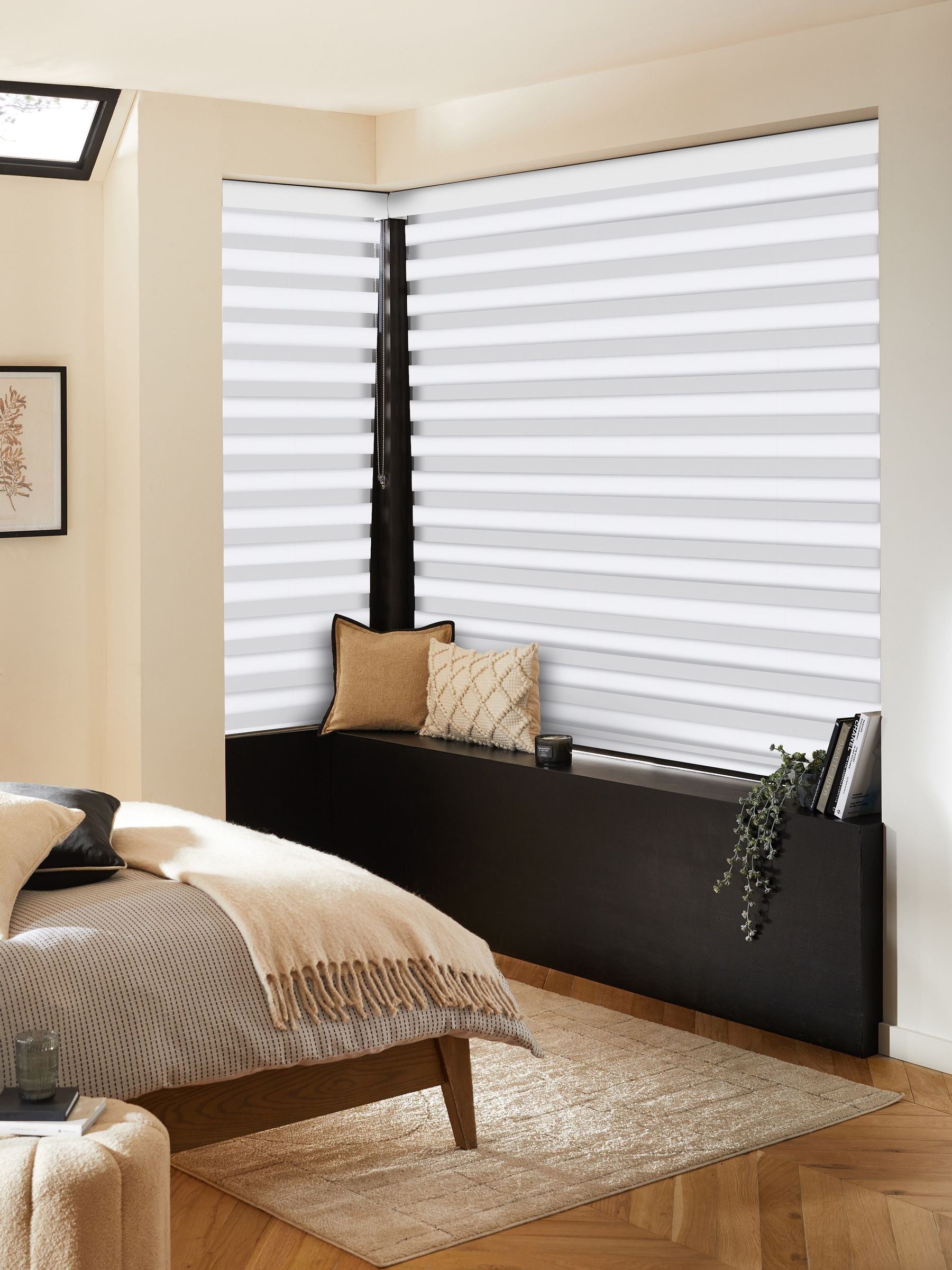 Balsa white day and night blind, UK version