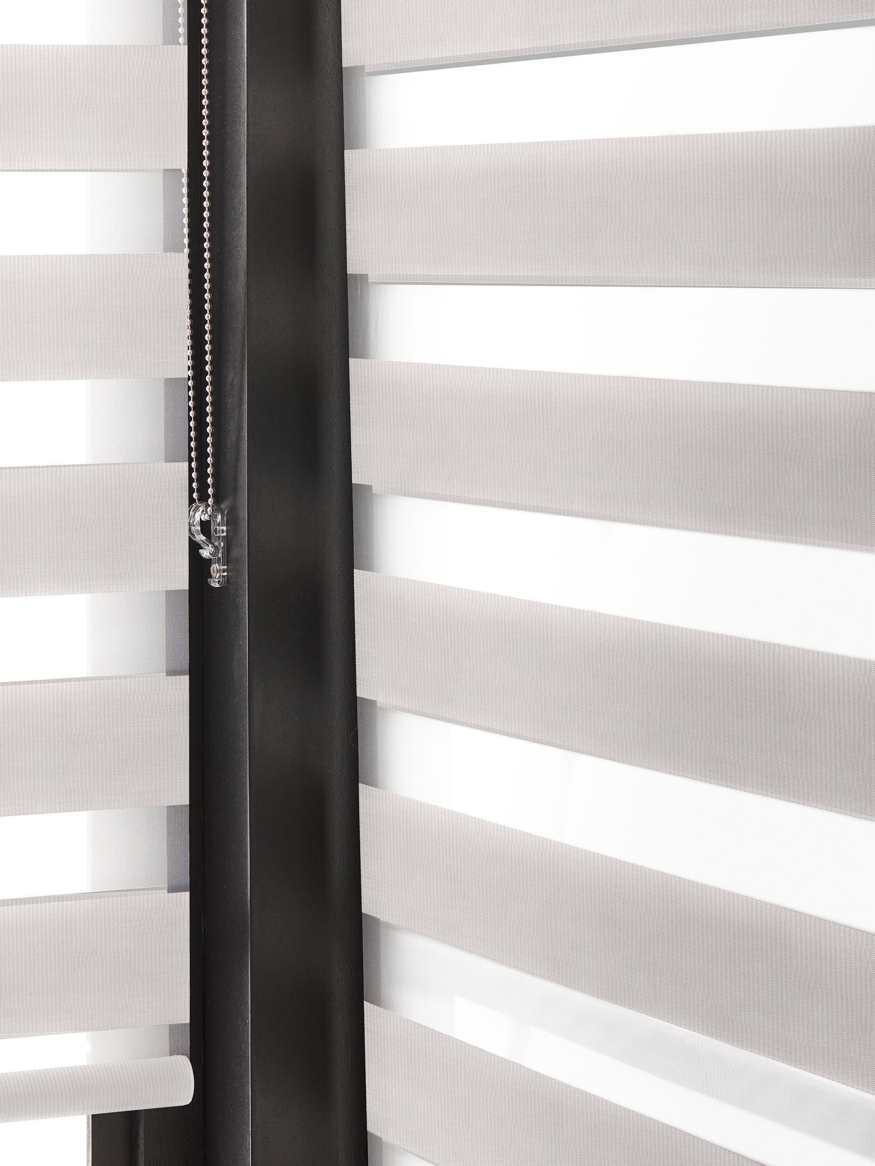 Levina day and night blind grey (British brand)