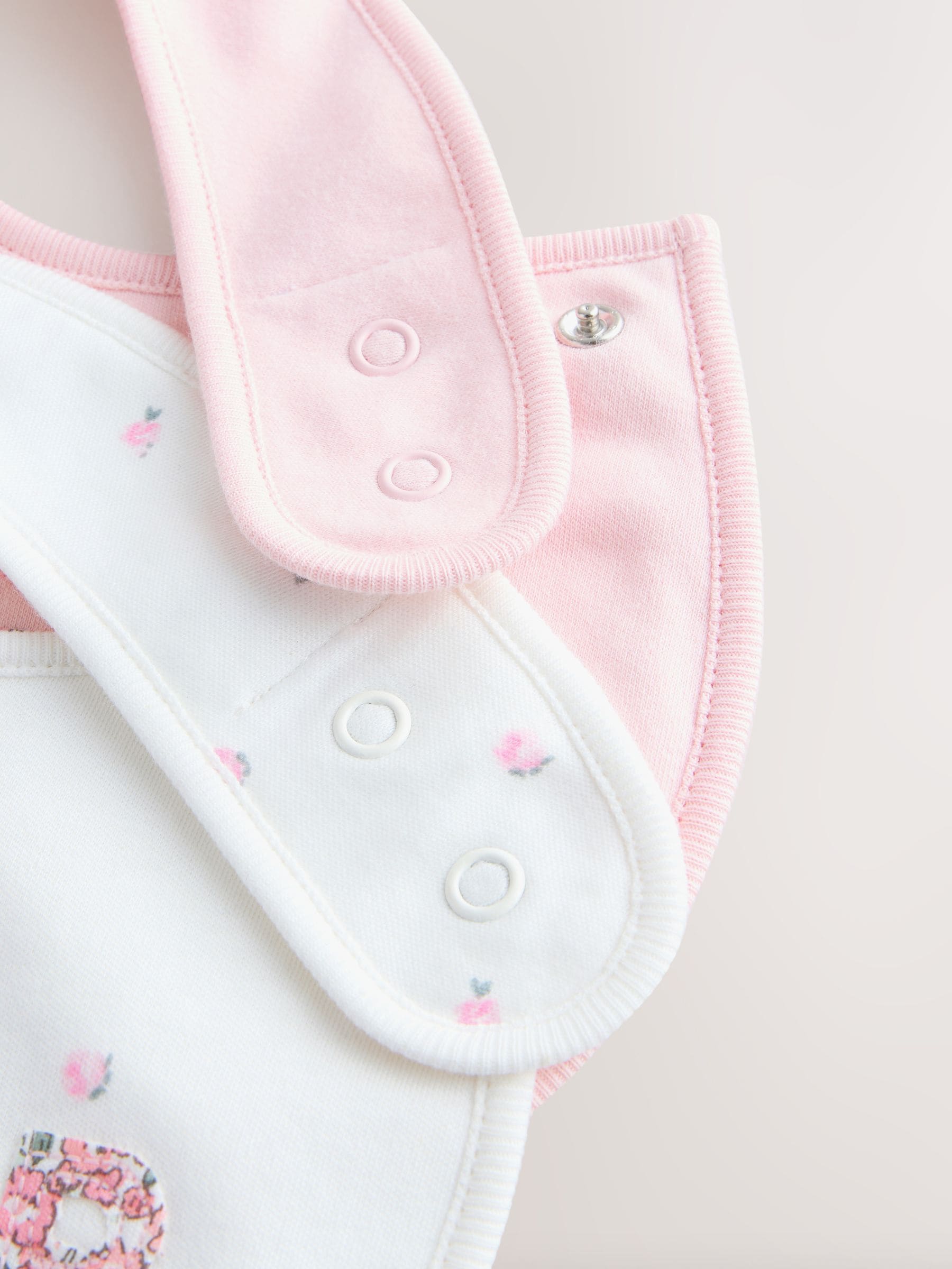 Sister Family pink and white baby bibs 2 pack - British product