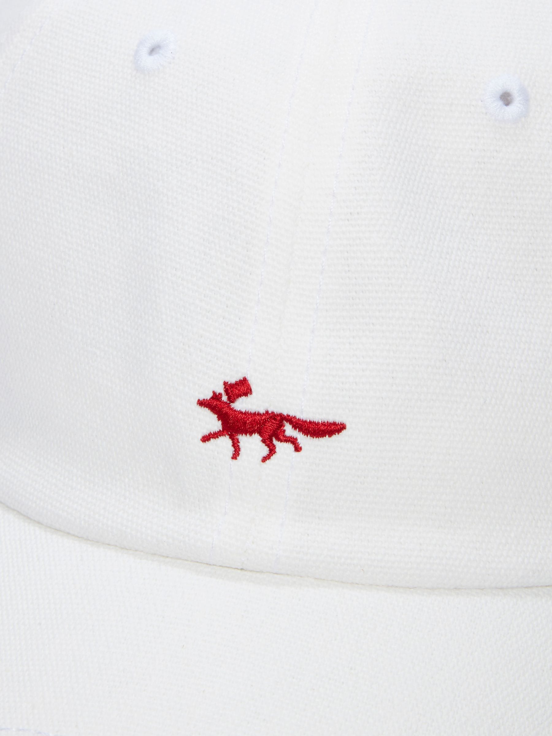 Aubin Strubby white cap, imported from the UK