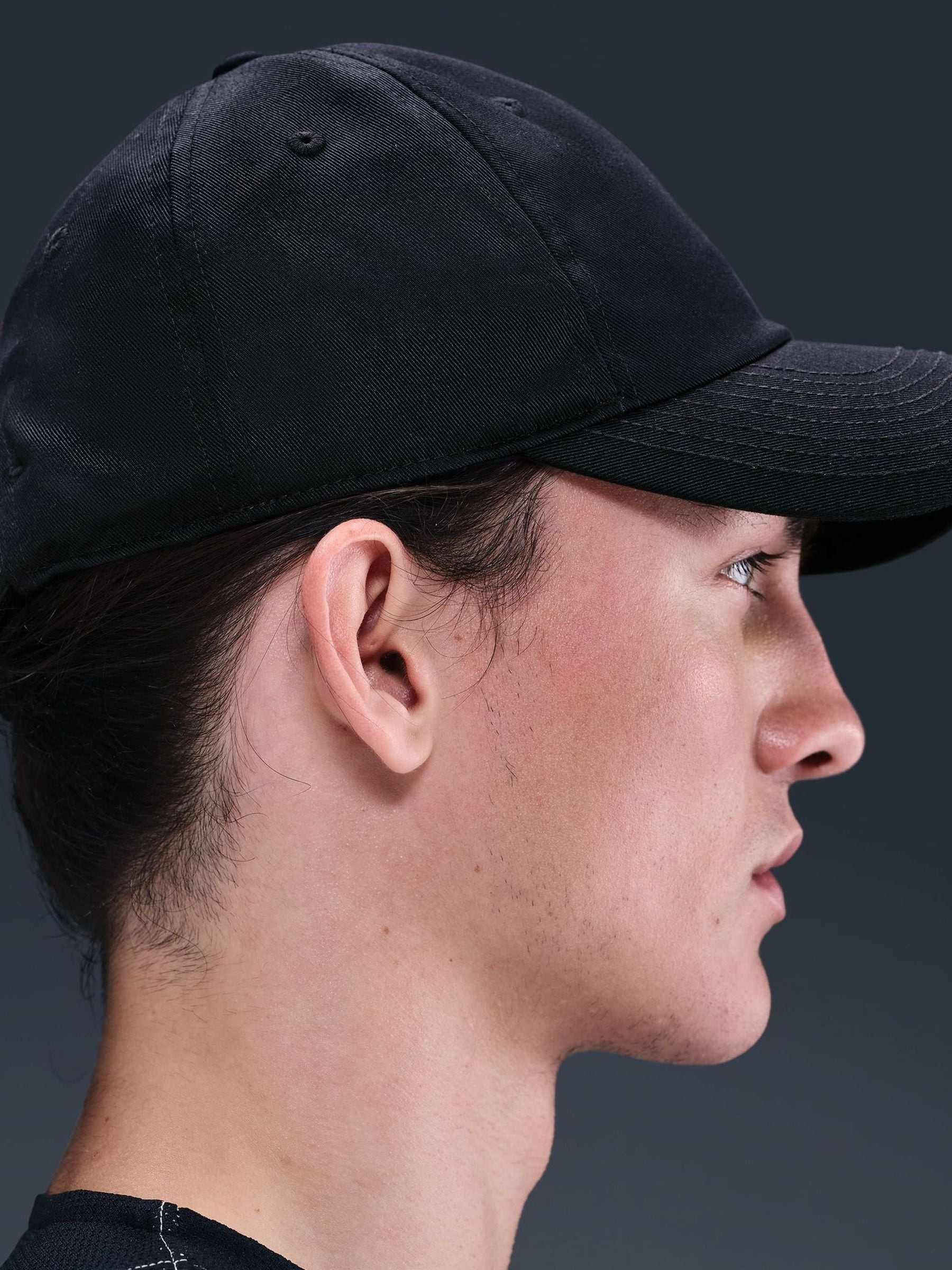 Nike Club Cap black unstructured 100% cotton, imported from the UK